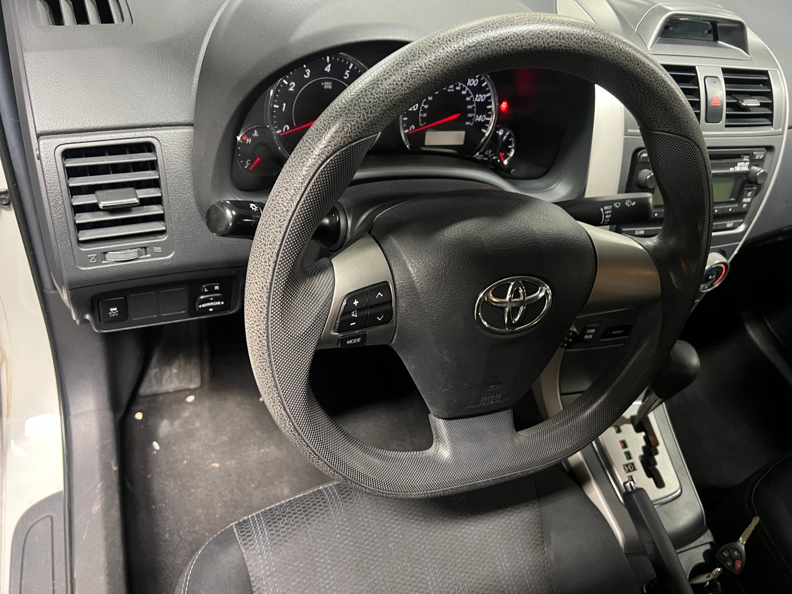 Thumbnail: 2012 Toyota Corolla - 5