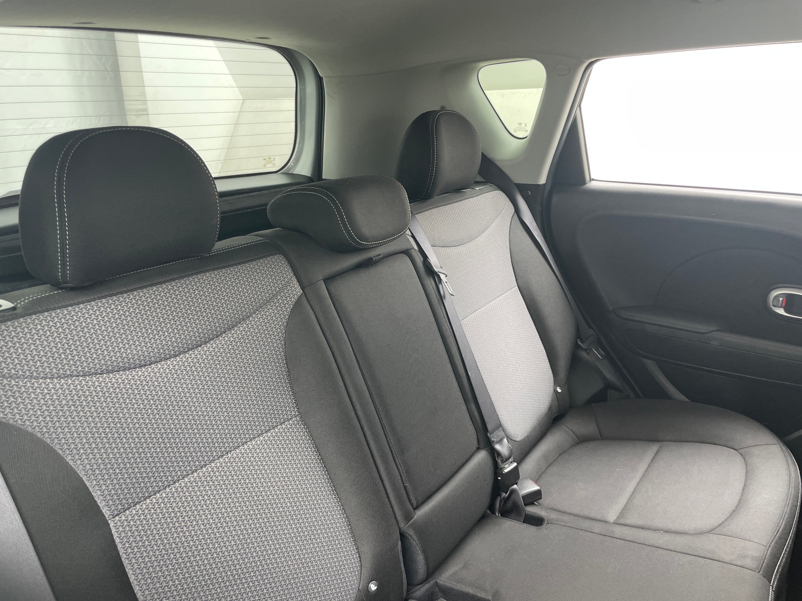 Thumbnail: 2017 Kia Soul - 6