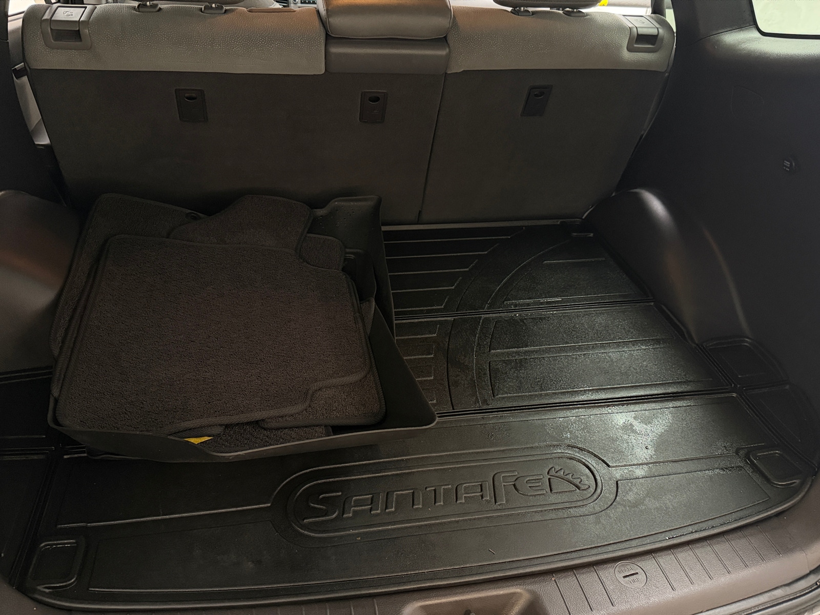 Thumbnail: 2011 Hyundai Santa Fe - 7