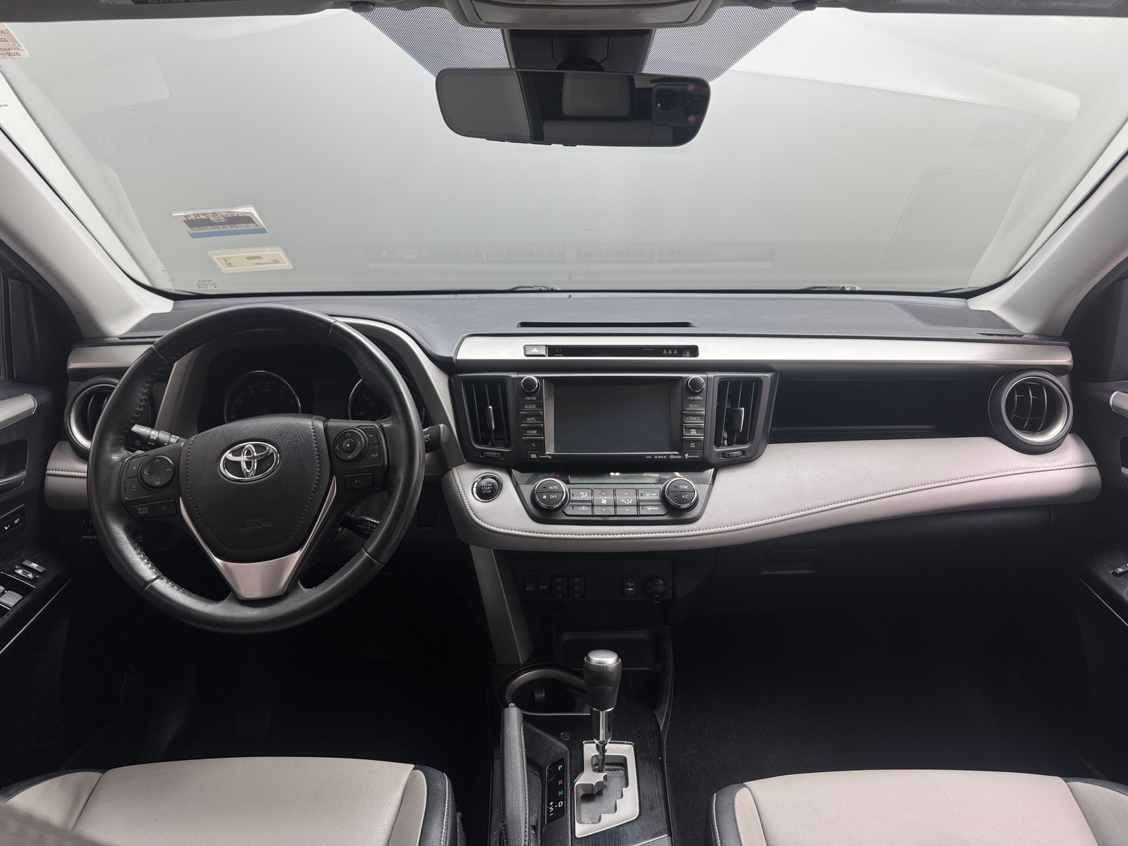 Thumbnail: 2017 Toyota RAV4 - 3