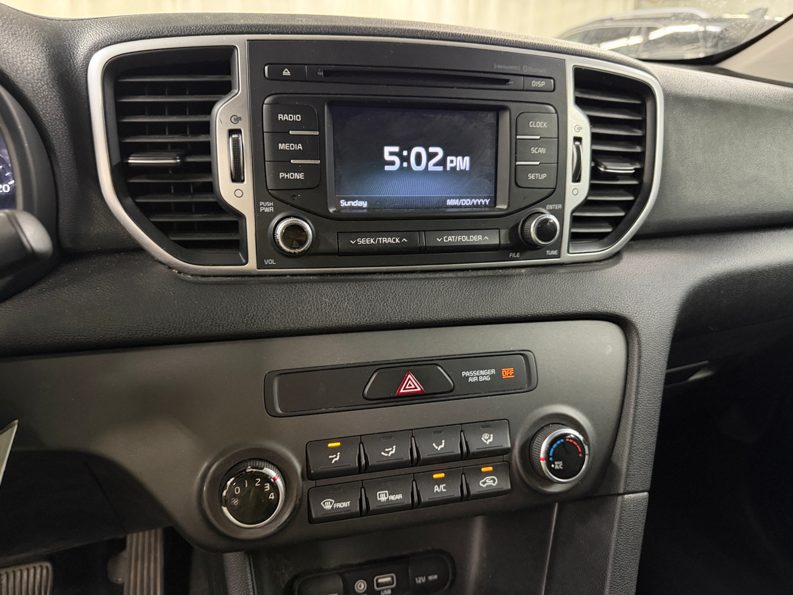 Thumbnail: 2017 Kia Sportage - 4