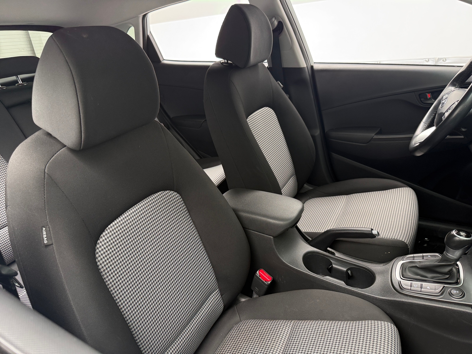 Thumbnail: 2020 Hyundai Kona - 2