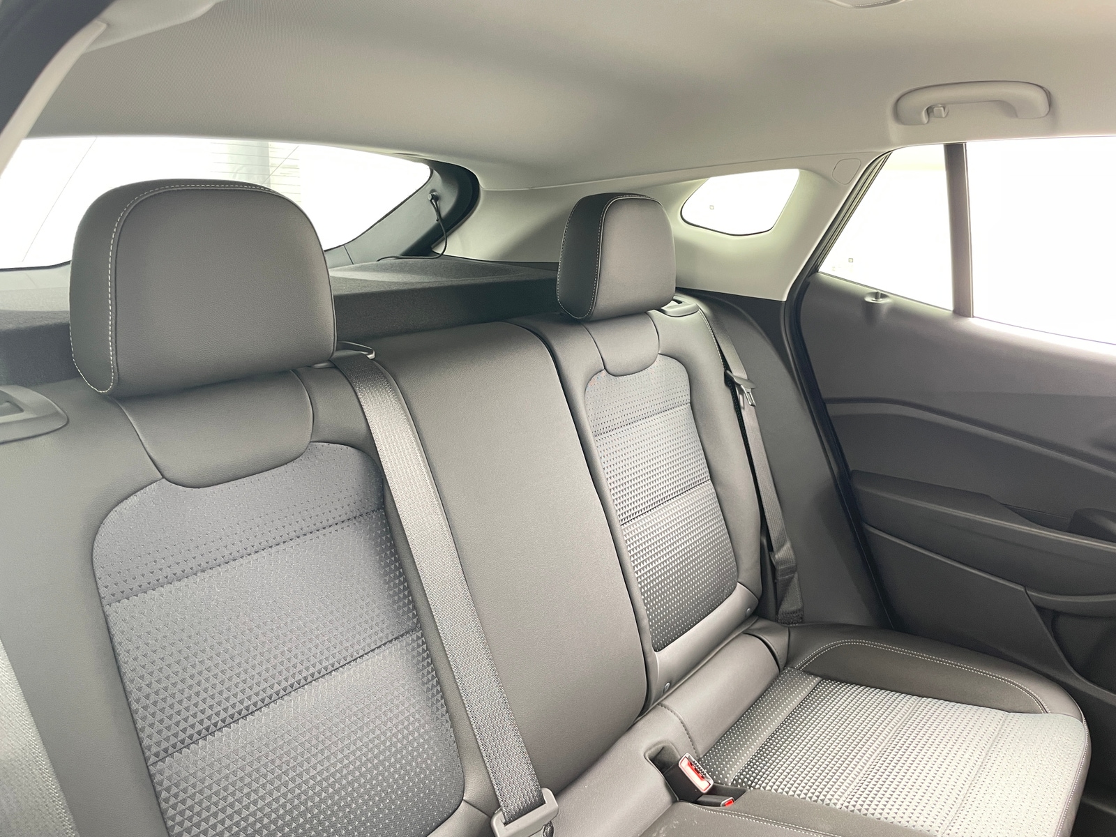 Thumbnail: 2026 Chevrolet Trax - 5