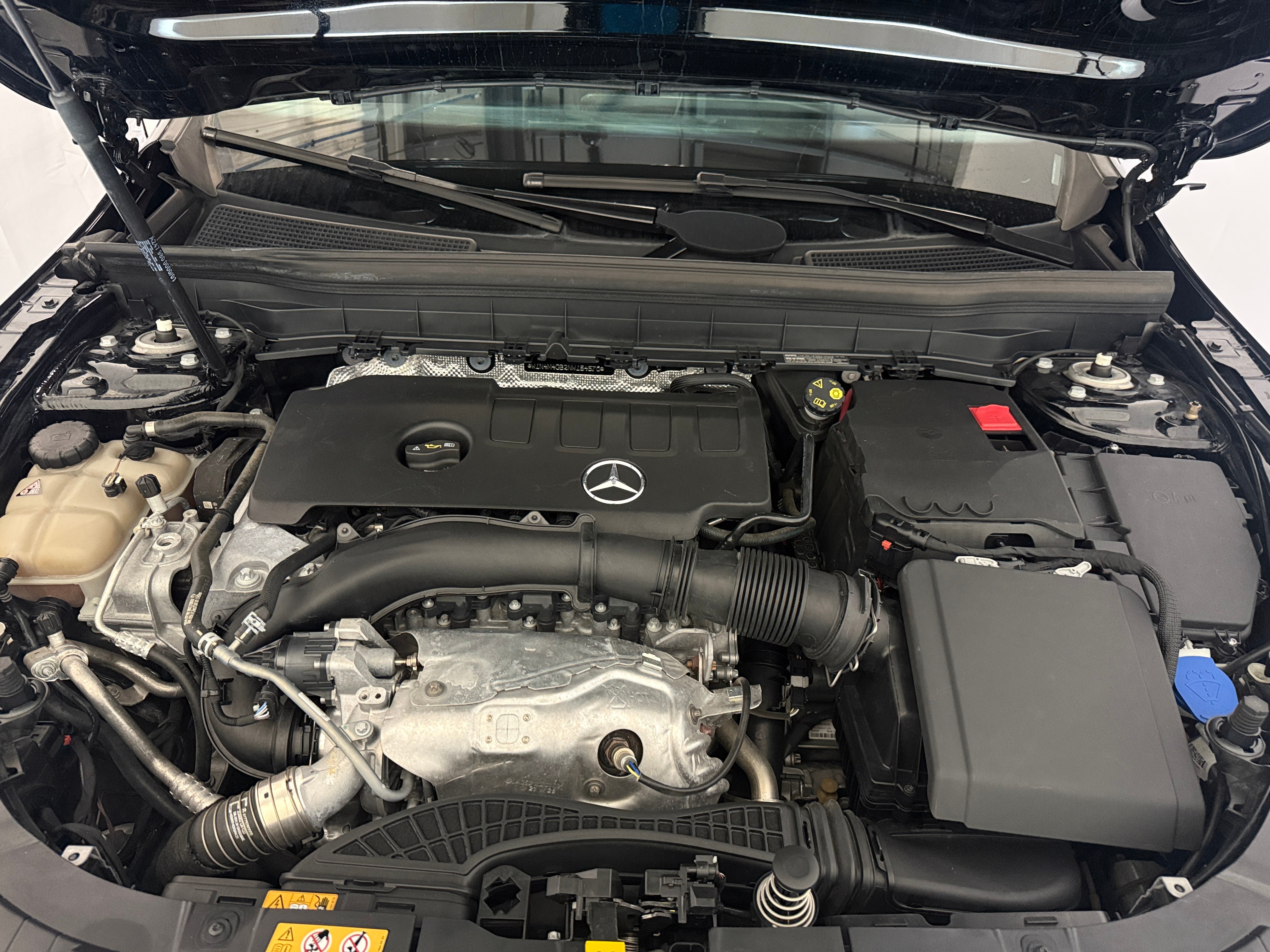 2022 Mercedes-Benz GLB Base