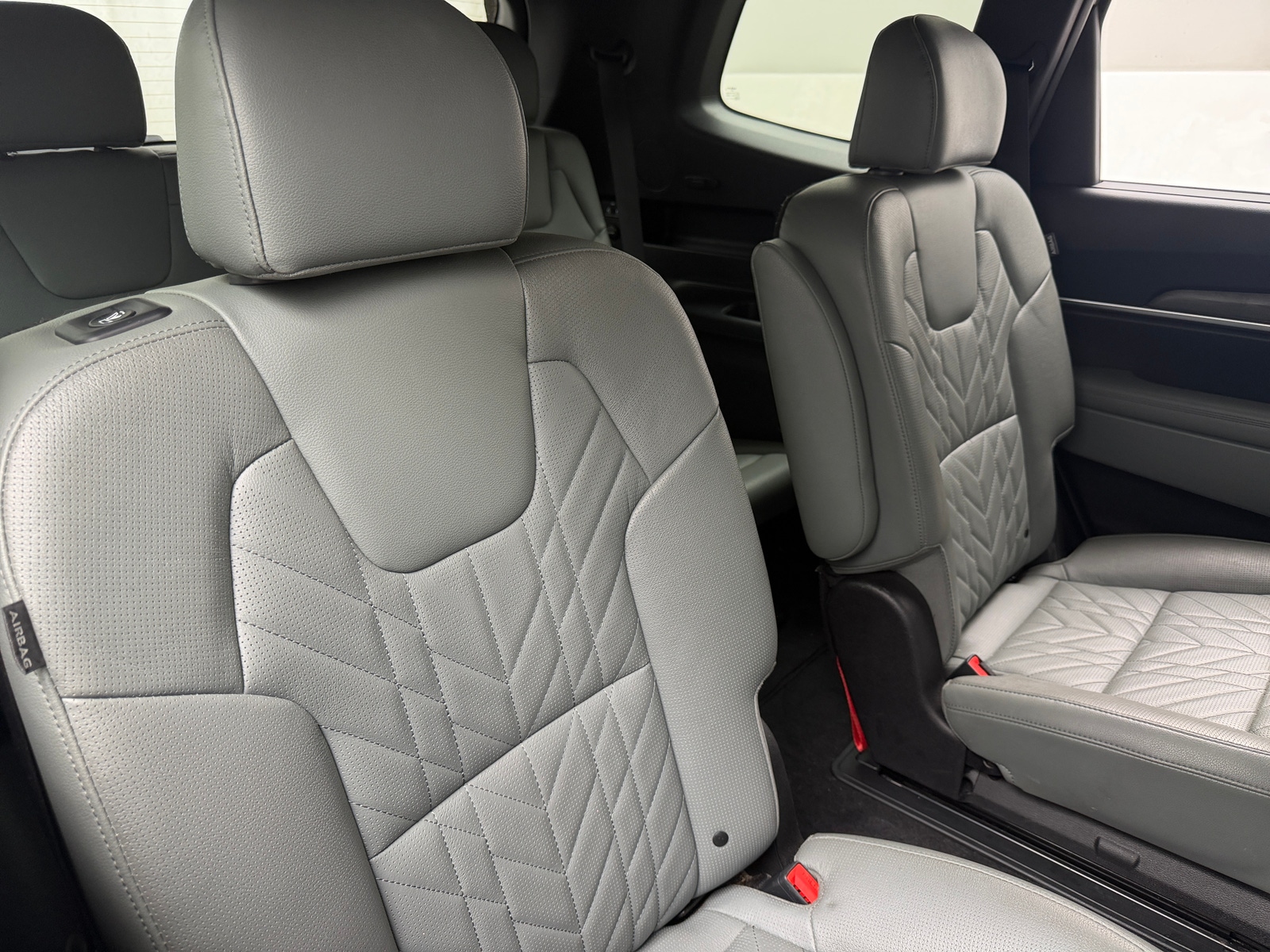 Thumbnail: 2023 Kia Telluride - 5