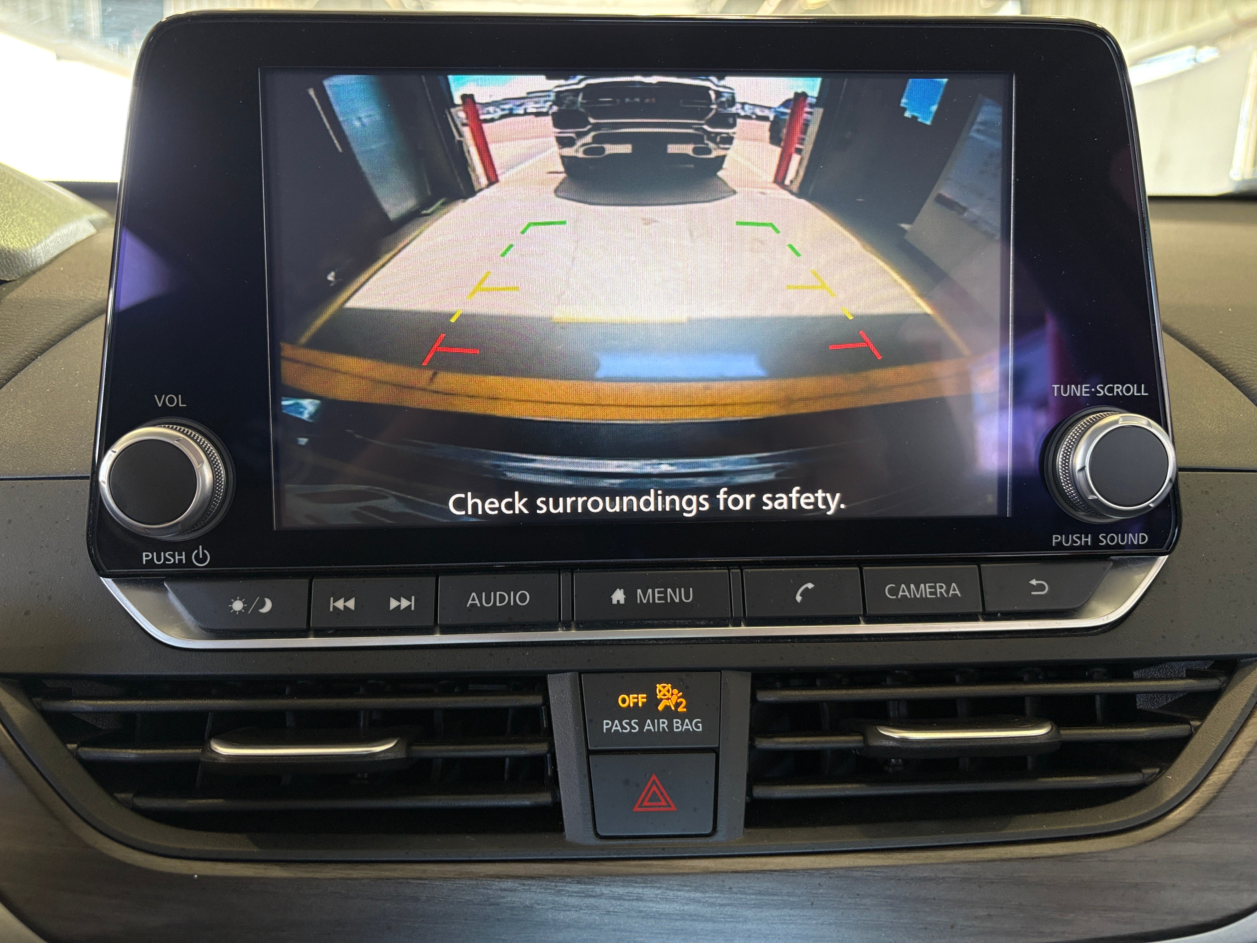 2025 Nissan Altima SV - Photo 15