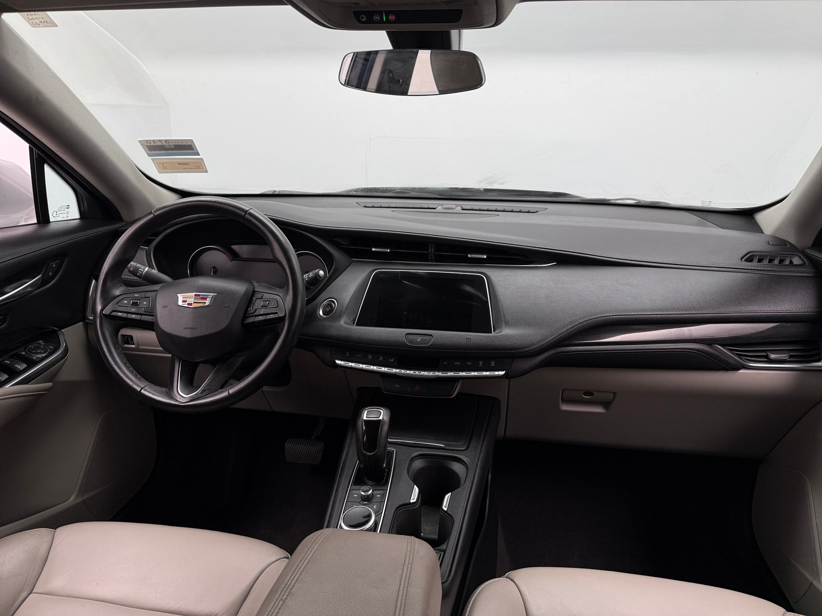 Thumbnail: 2019 Cadillac XT4 - 2