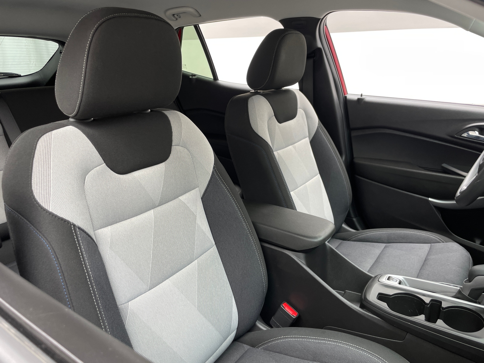 Thumbnail: 2026 Chevrolet Trax - 2