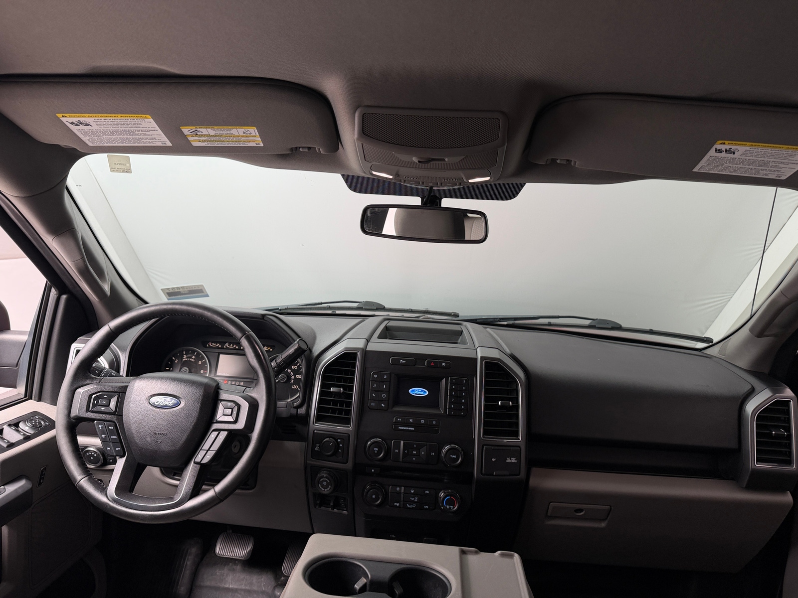 Thumbnail: 2018 Ford Econoline - 3