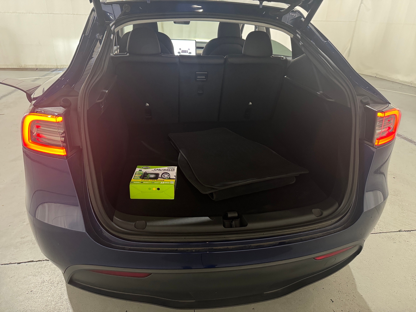 Thumbnail: 2025 Tesla Model Y - 6