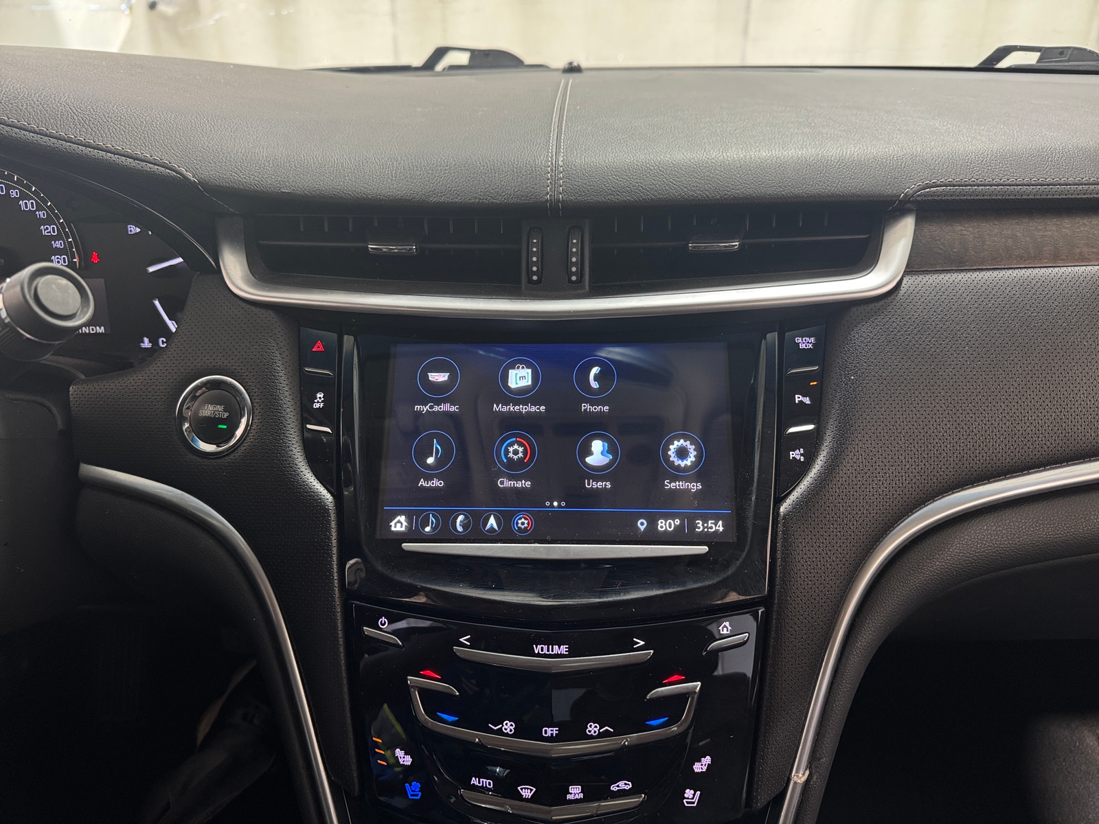Thumbnail: 2018 Cadillac XTS - 3