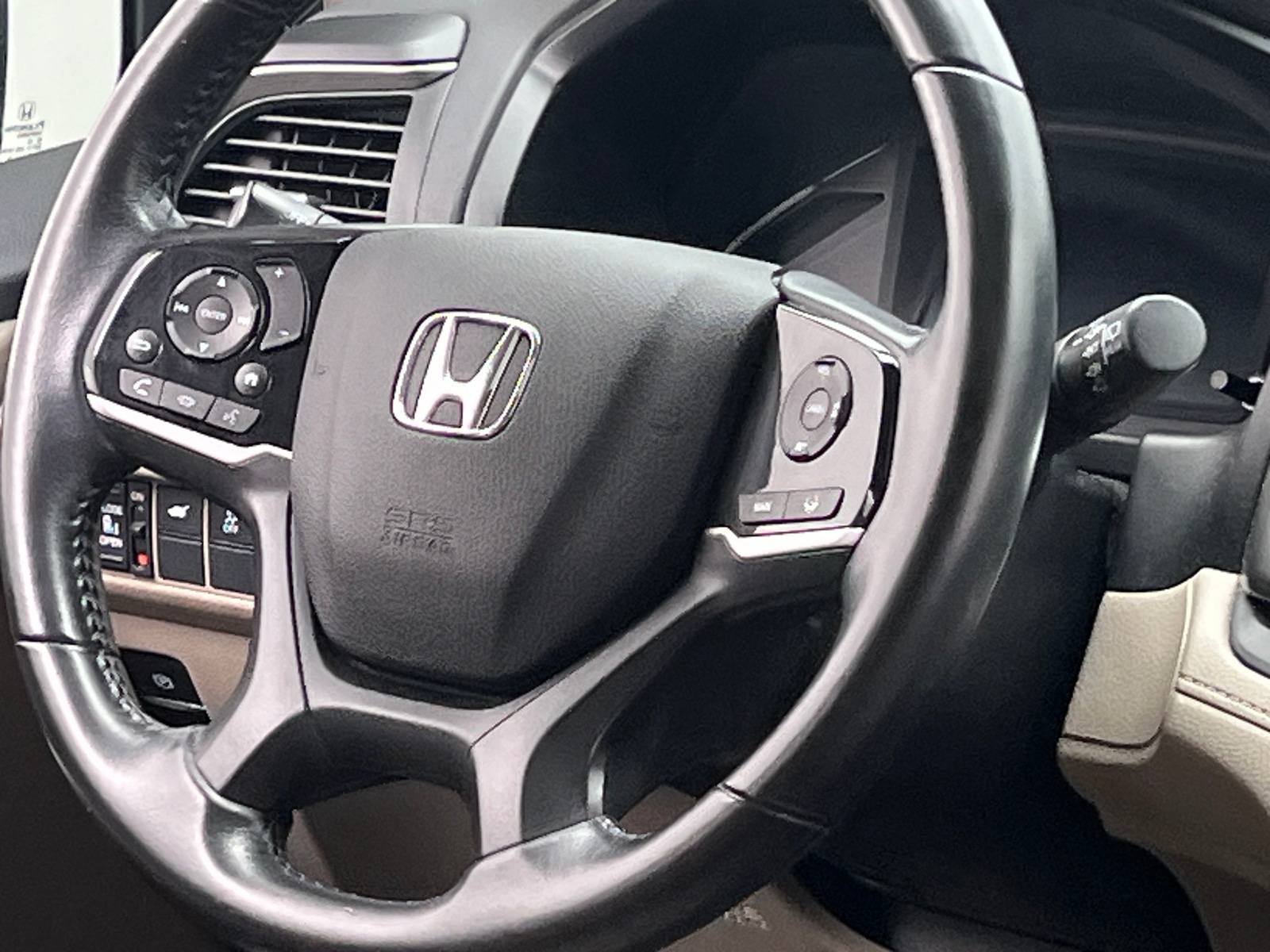 Thumbnail: 2018 Honda Odyssey - 4
