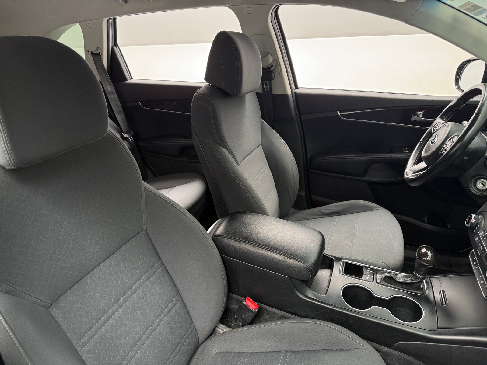 Thumbnail: 2017 Kia Sorento - 2