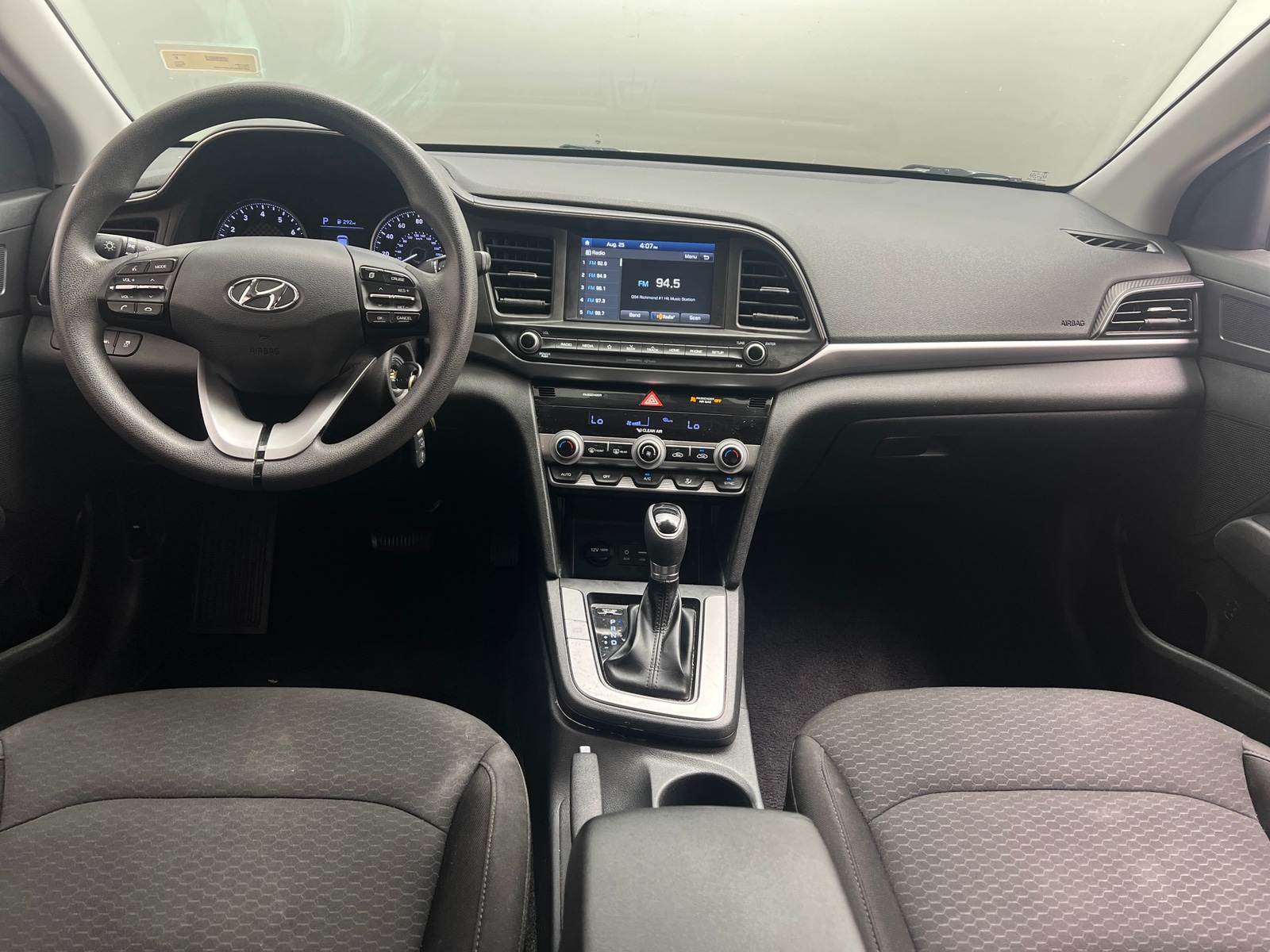 Thumbnail: 2020 Hyundai Elantra - 3