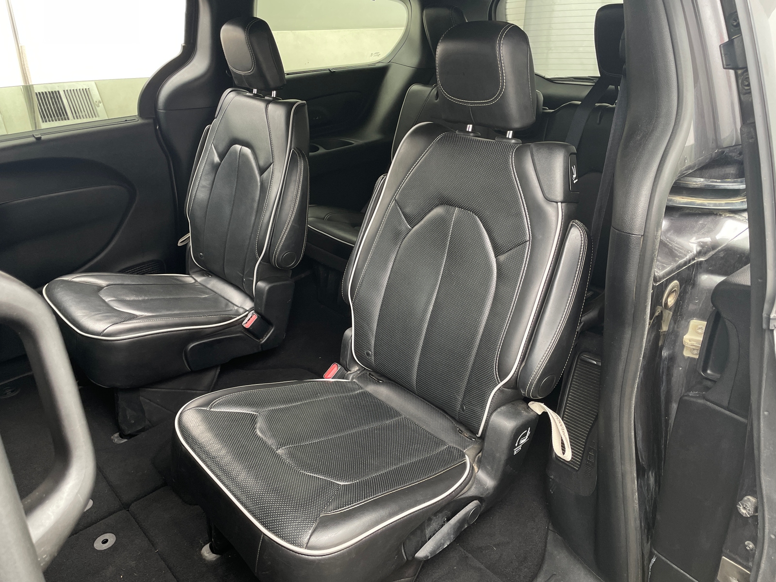 Thumbnail: 2019 Chrysler Pacifica - 5