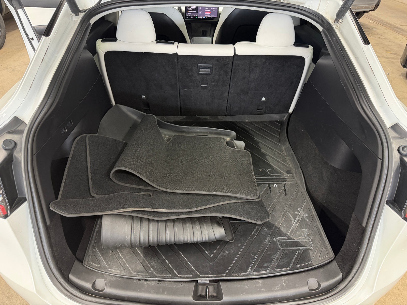 Thumbnail: 2021 Tesla Model Y - 6