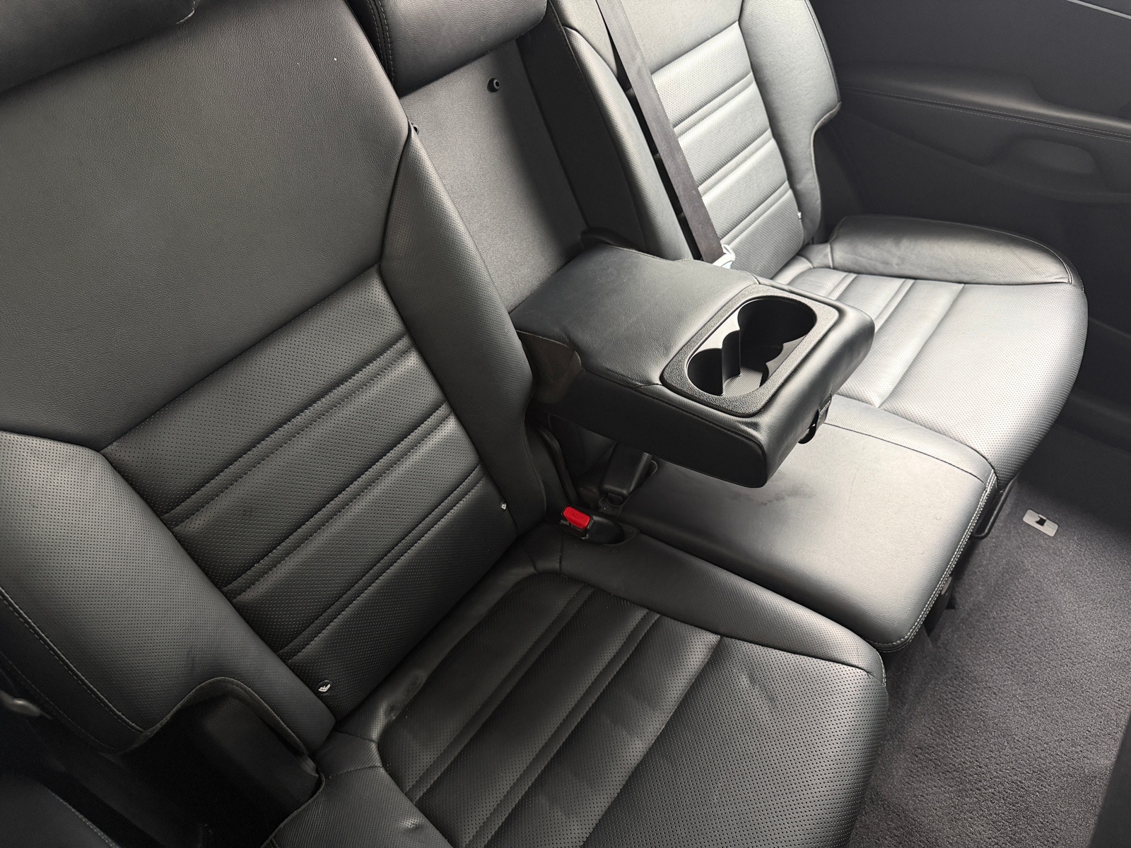 Thumbnail: 2017 Kia Sorento - 5
