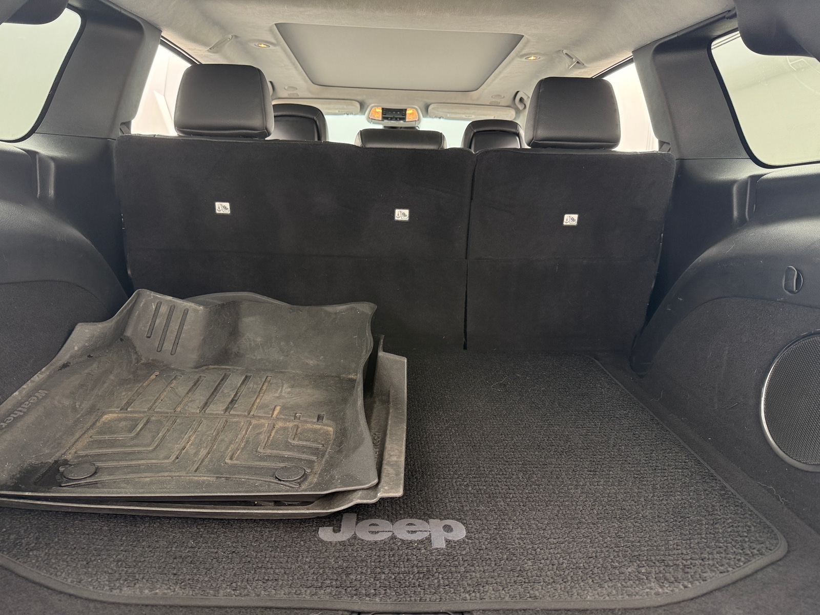 Thumbnail: 2021 Jeep Grand Cherokee - 6