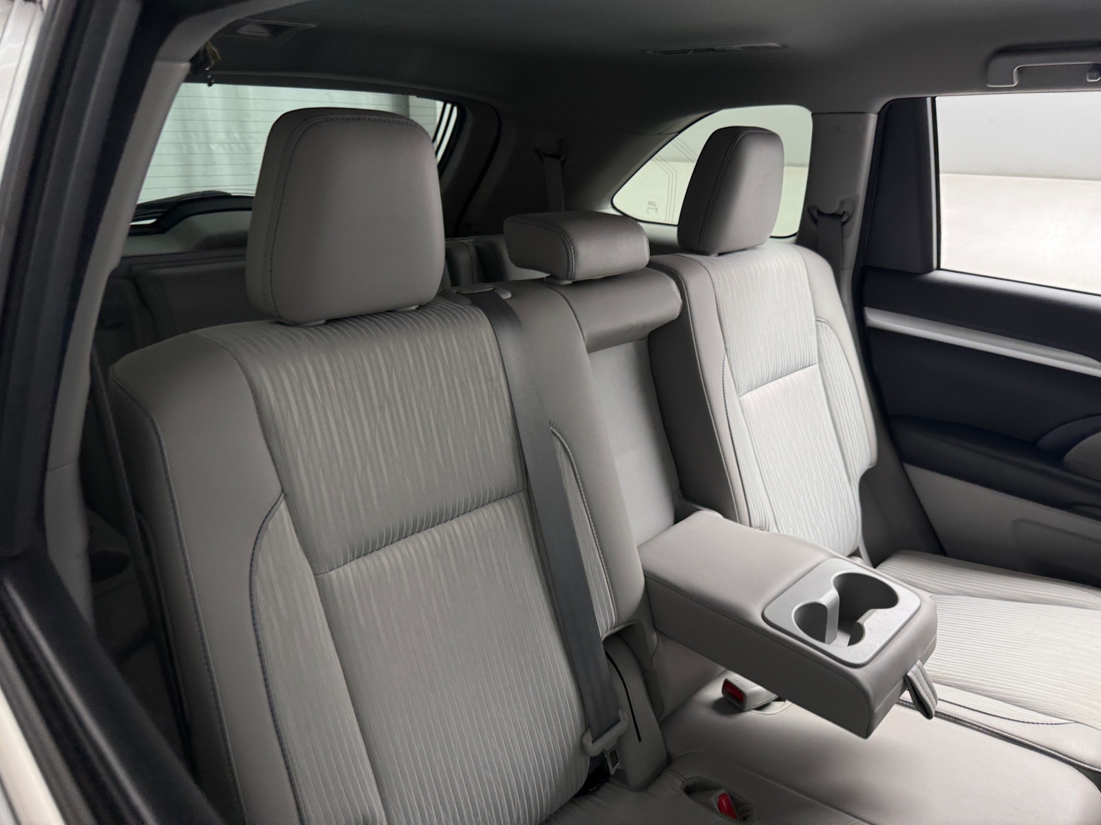 Thumbnail: 2018 Toyota Highlander - 6