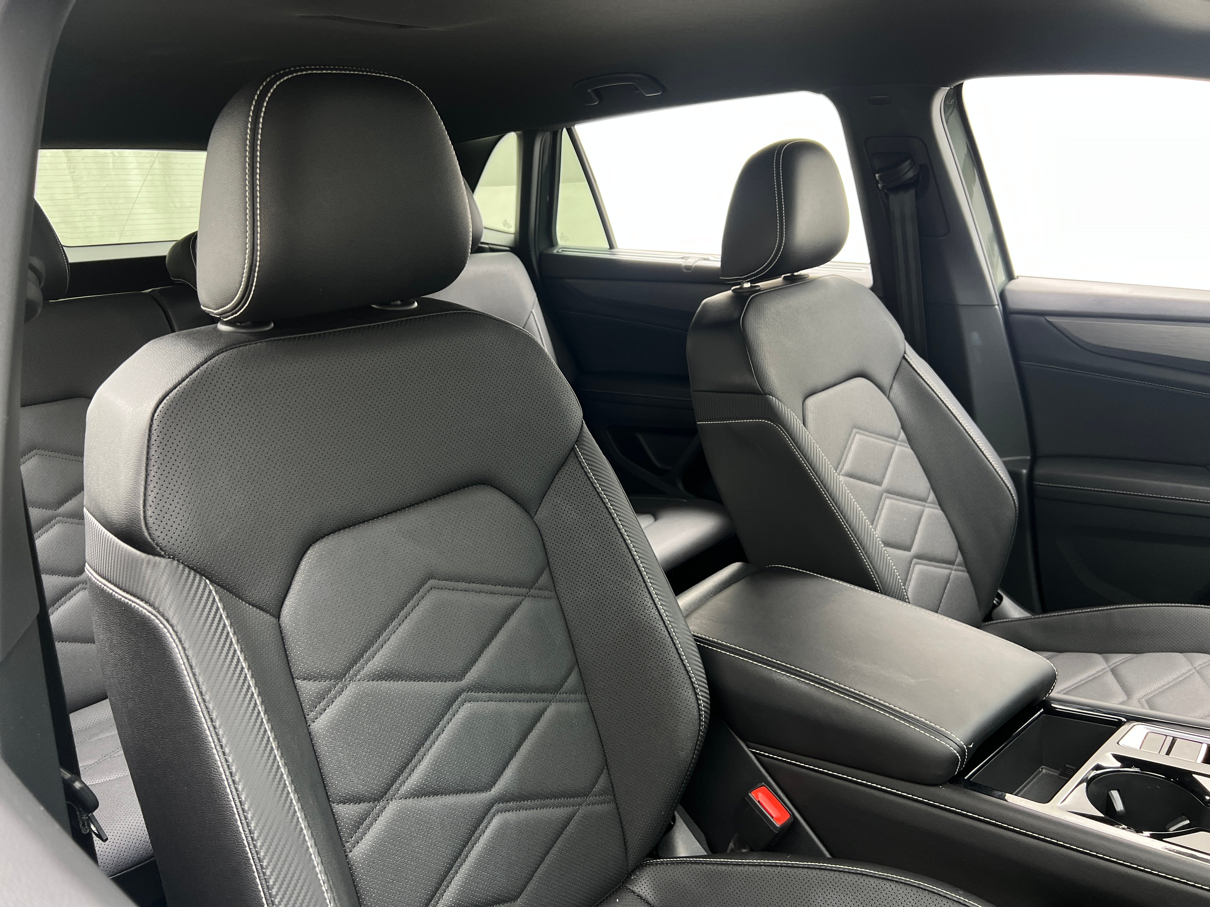 2026 Volkswagen Atlas Cross Sport SE w/Tech