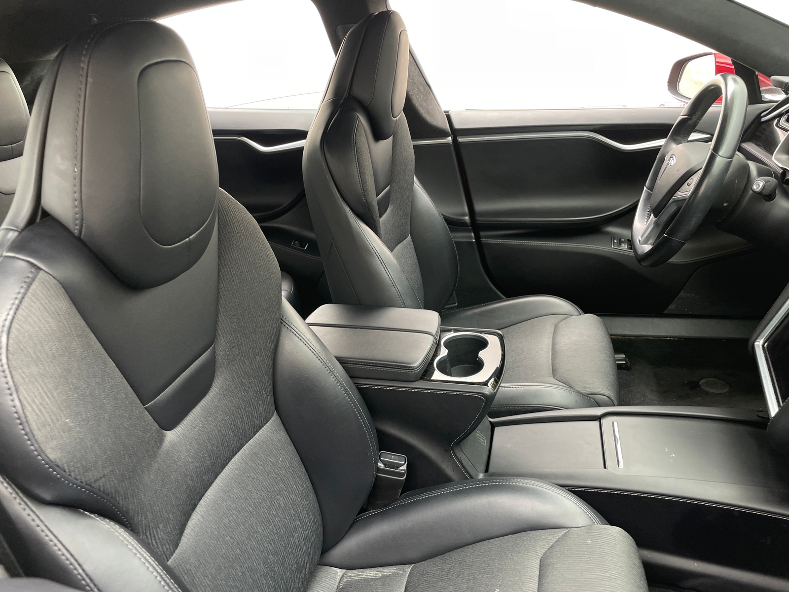 Thumbnail: 2017 Tesla Model S - 2