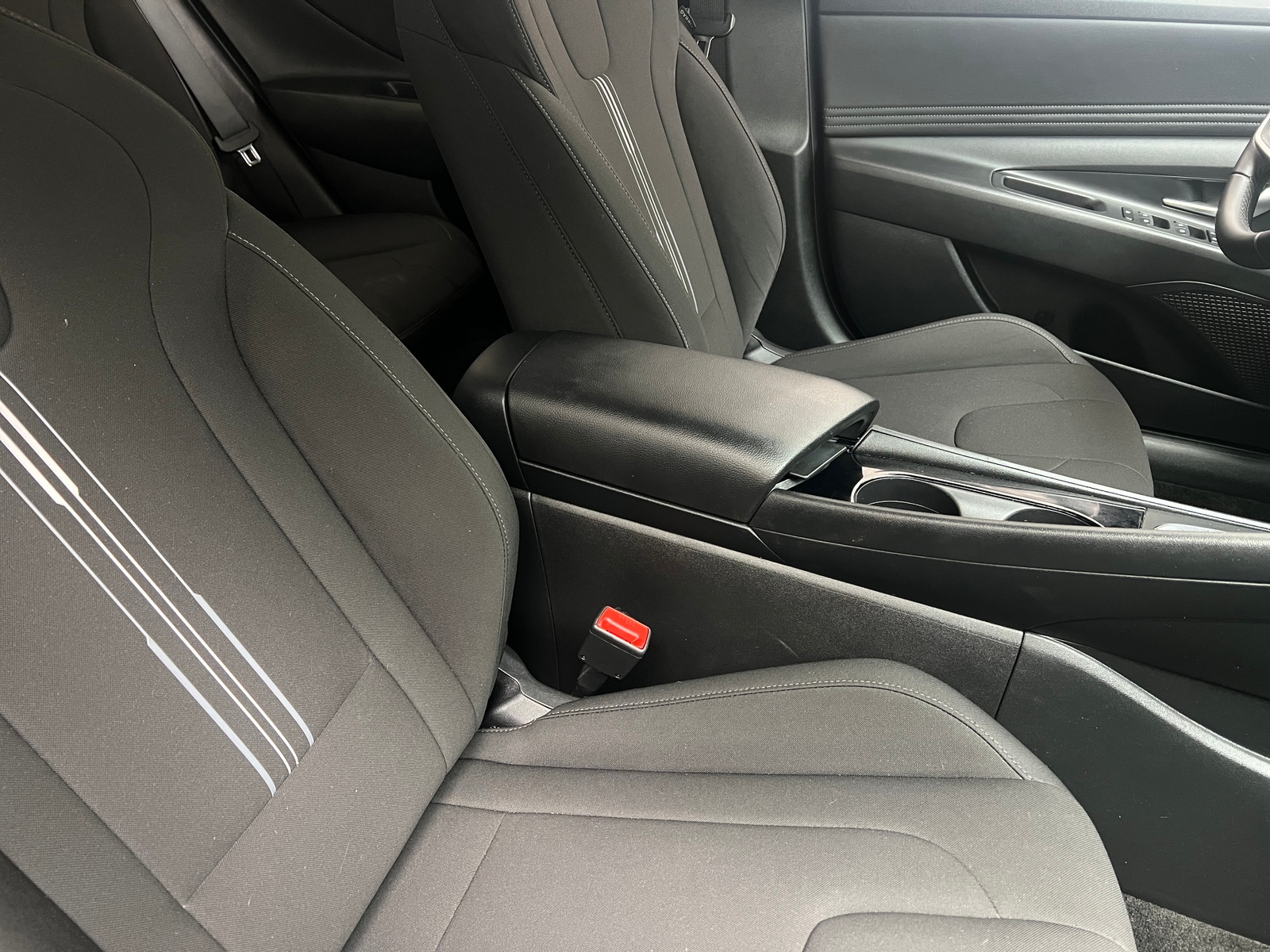 Thumbnail: 2023 Hyundai Elantra - 2