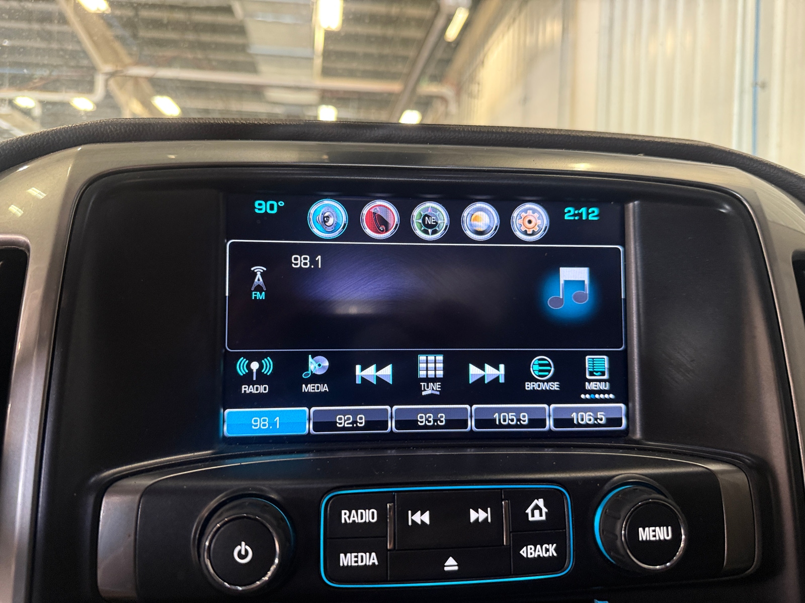 Thumbnail: 2016 Chevrolet Silverado 1500 - 3