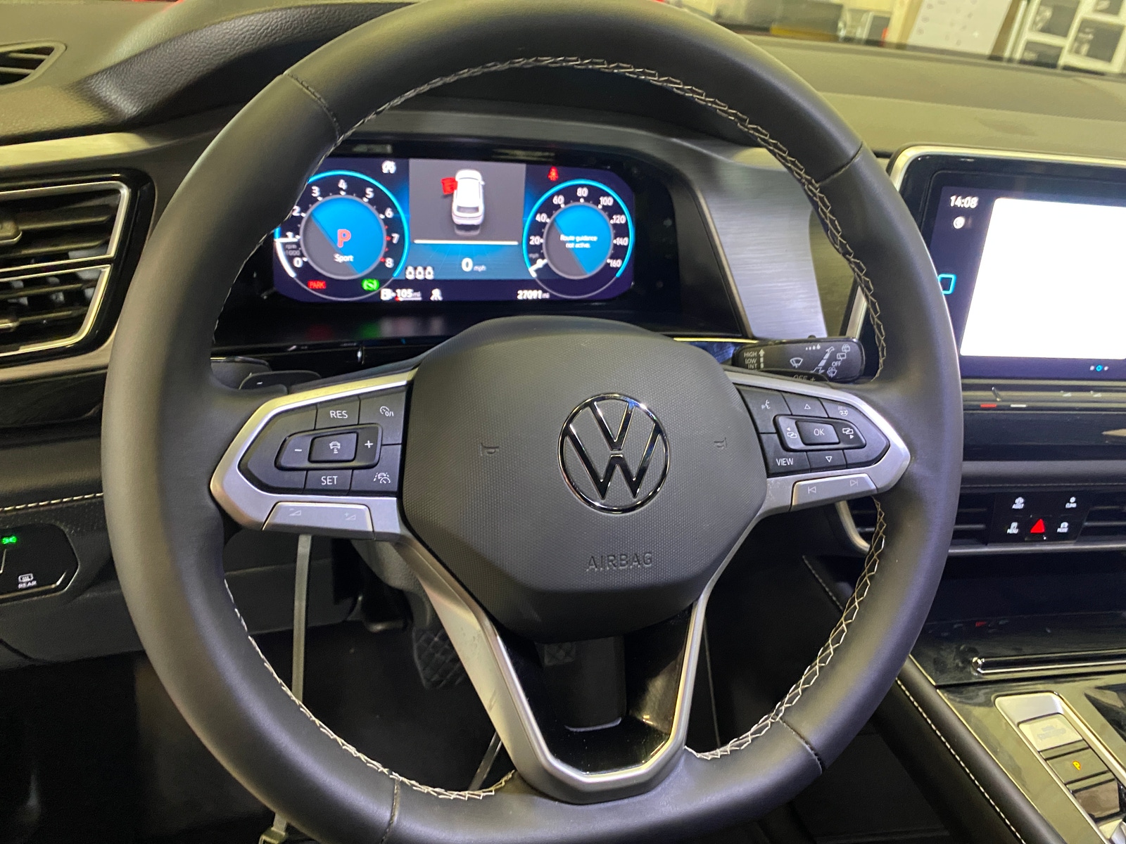 Thumbnail: 2024 Volkswagen Atlas - 4
