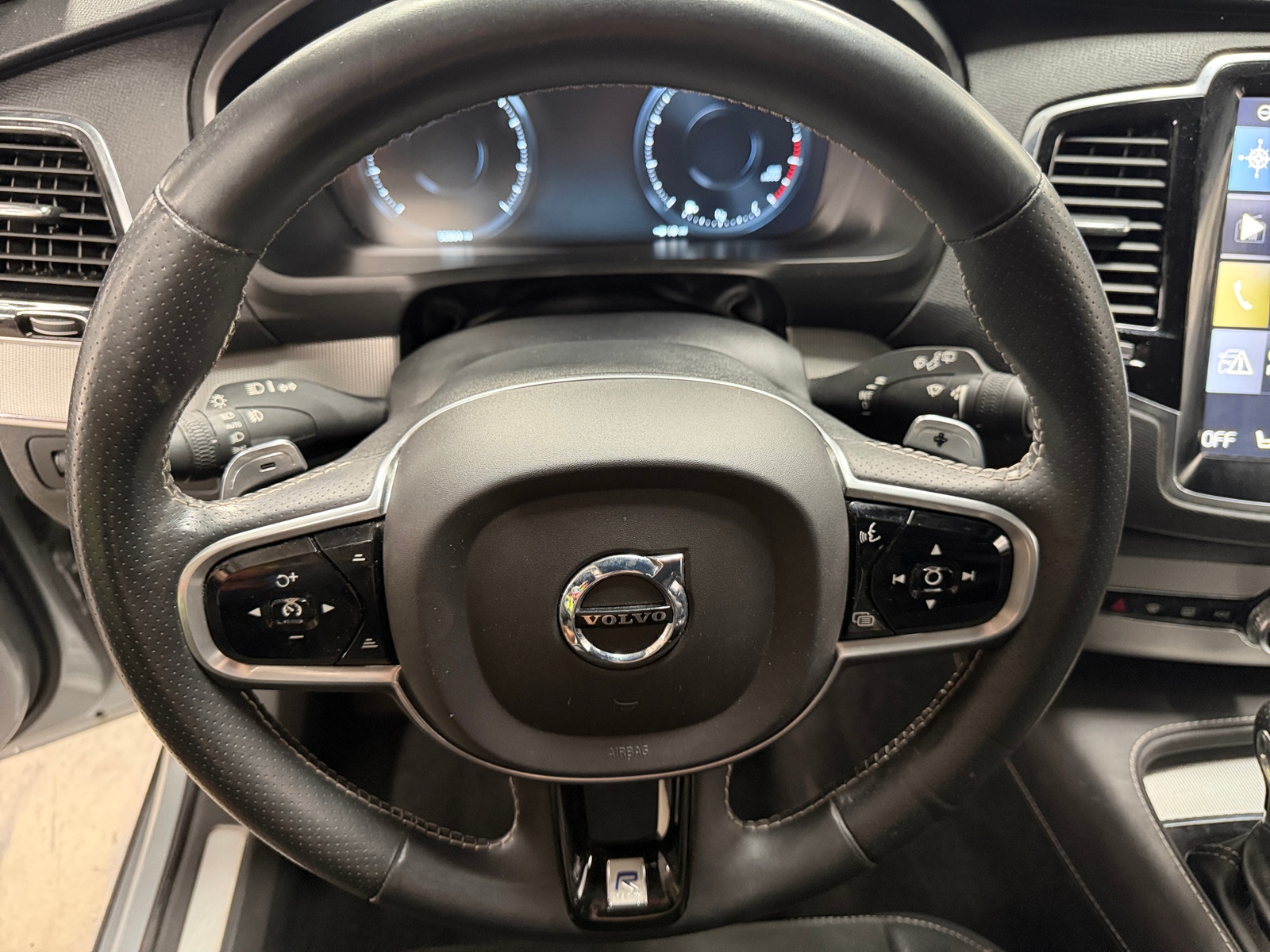 Thumbnail: 2017 Volvo XC90 - 4
