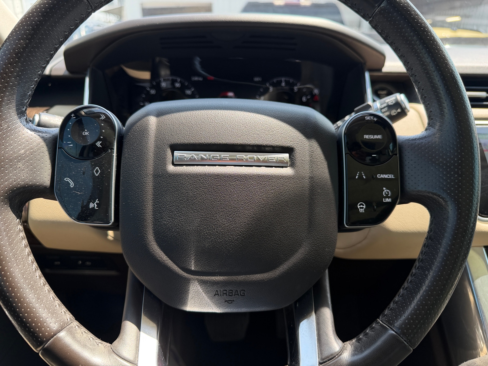 Thumbnail: 2018 Land Rover Range Rover Sport - 4