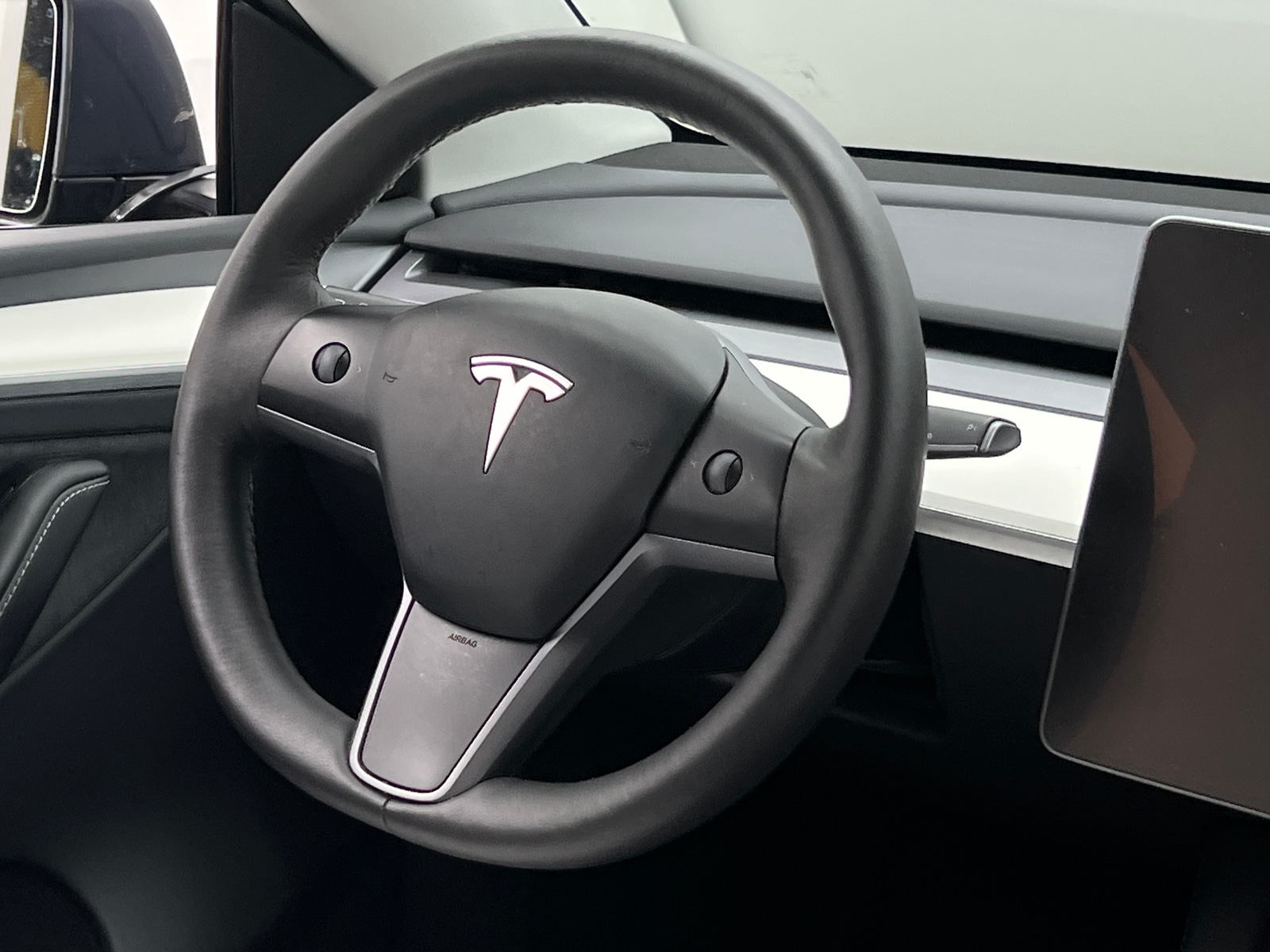 Thumbnail: 2023 Tesla Model Y - 4