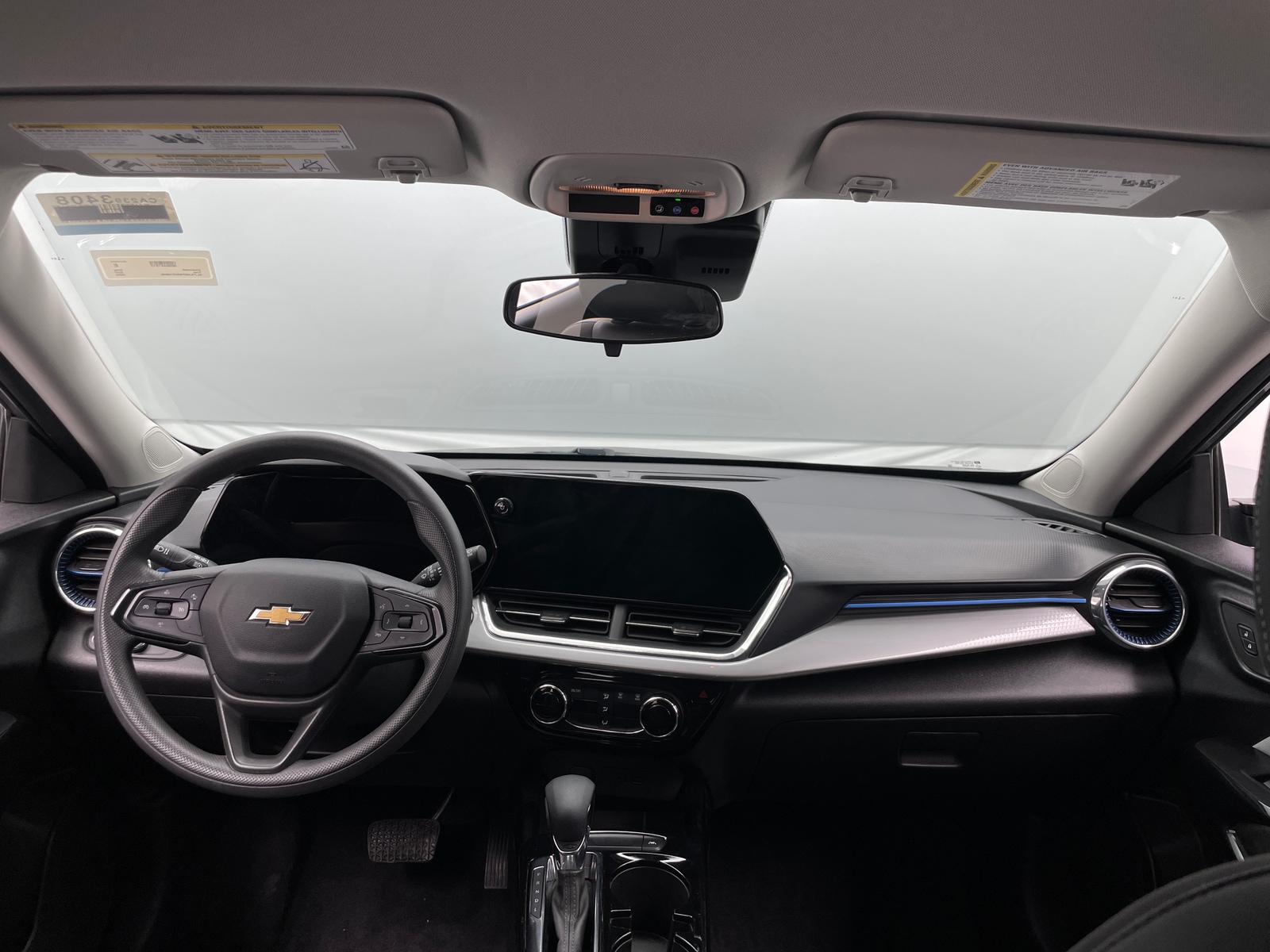 Thumbnail: 2025 Chevrolet Trax - 2