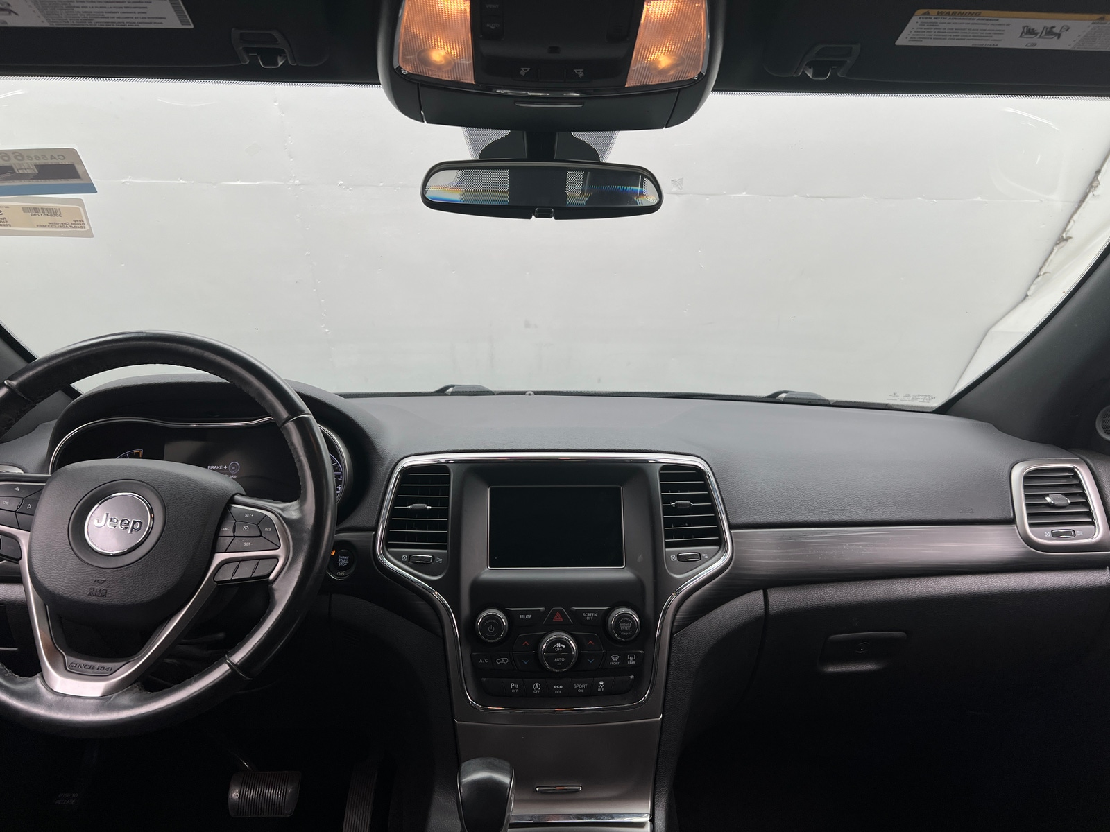 Thumbnail: 2020 Jeep Grand Cherokee - 3