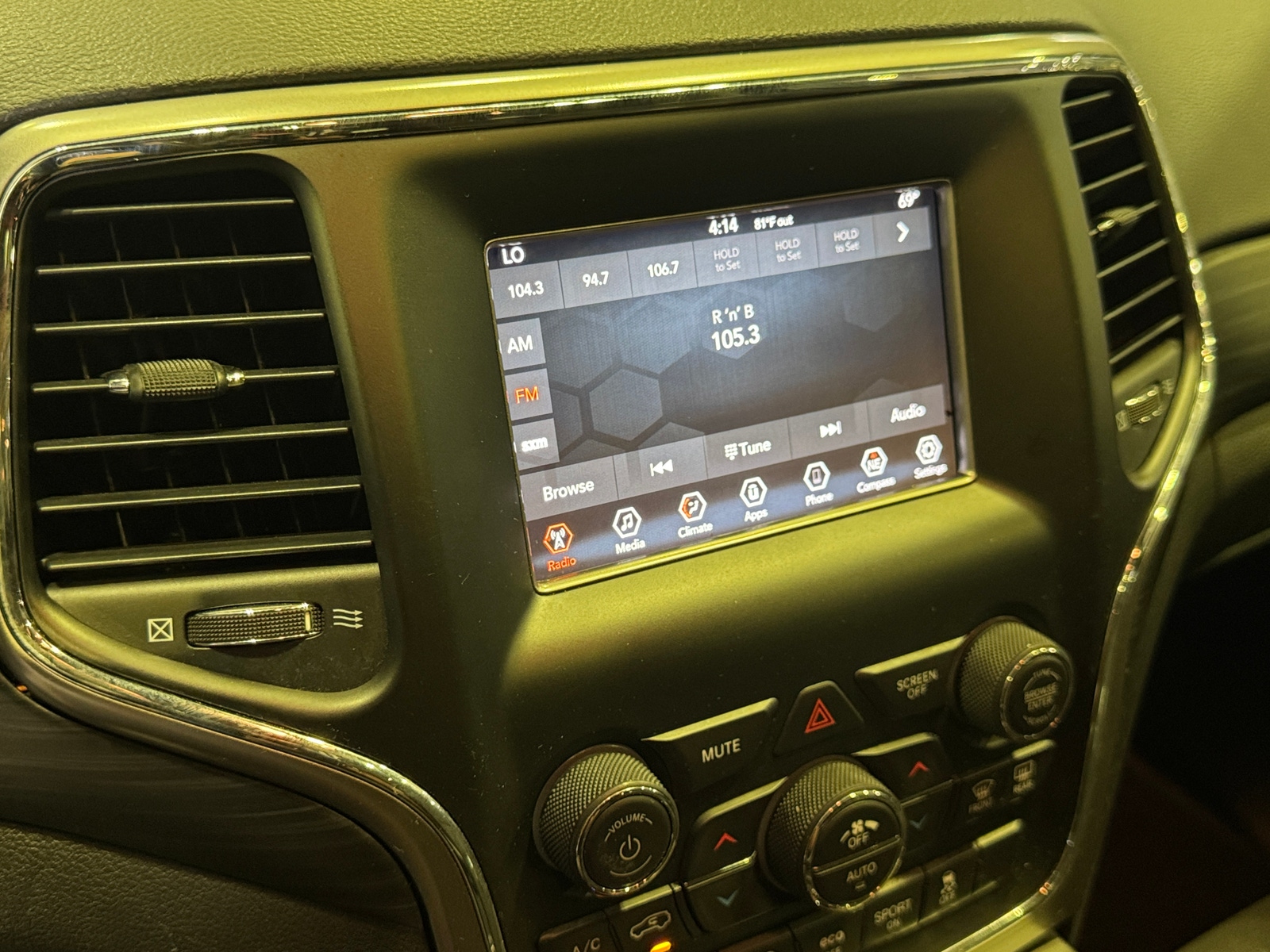 Thumbnail: 2020 Jeep Grand Cherokee - 4
