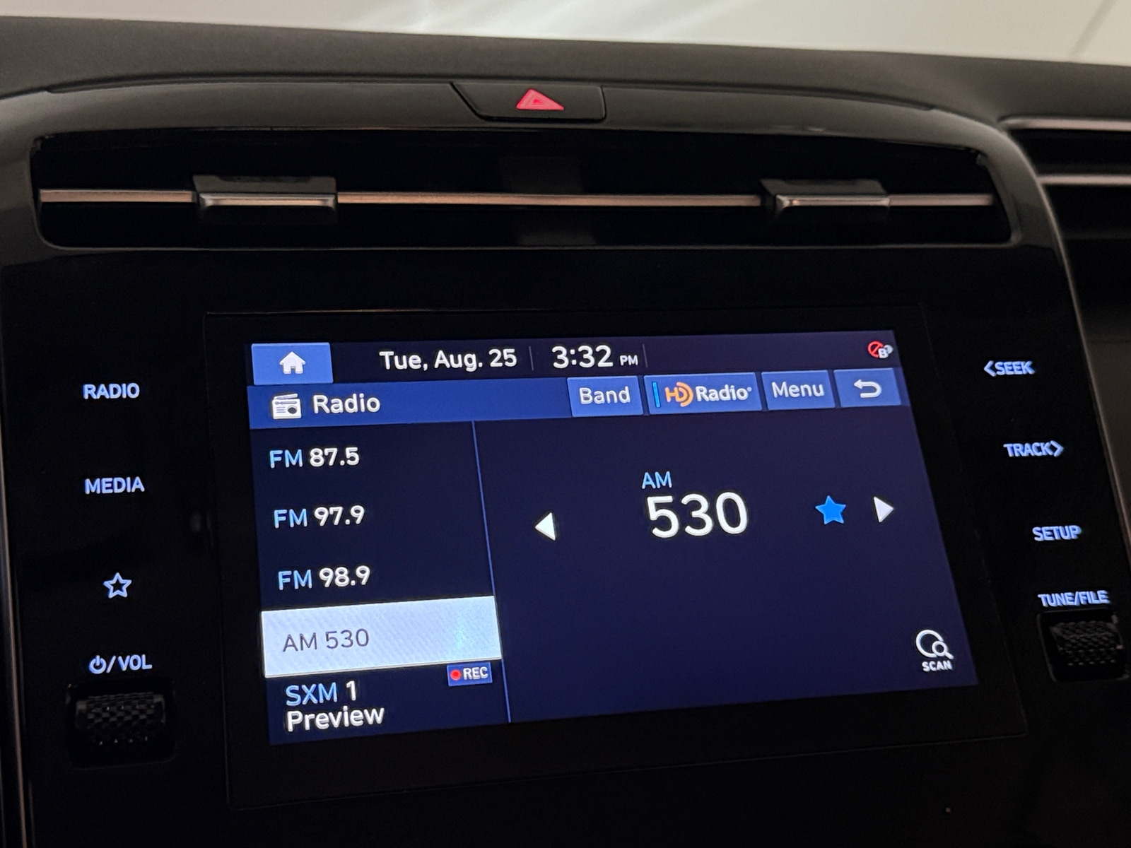 Thumbnail: 2023 Hyundai Tucson - 4