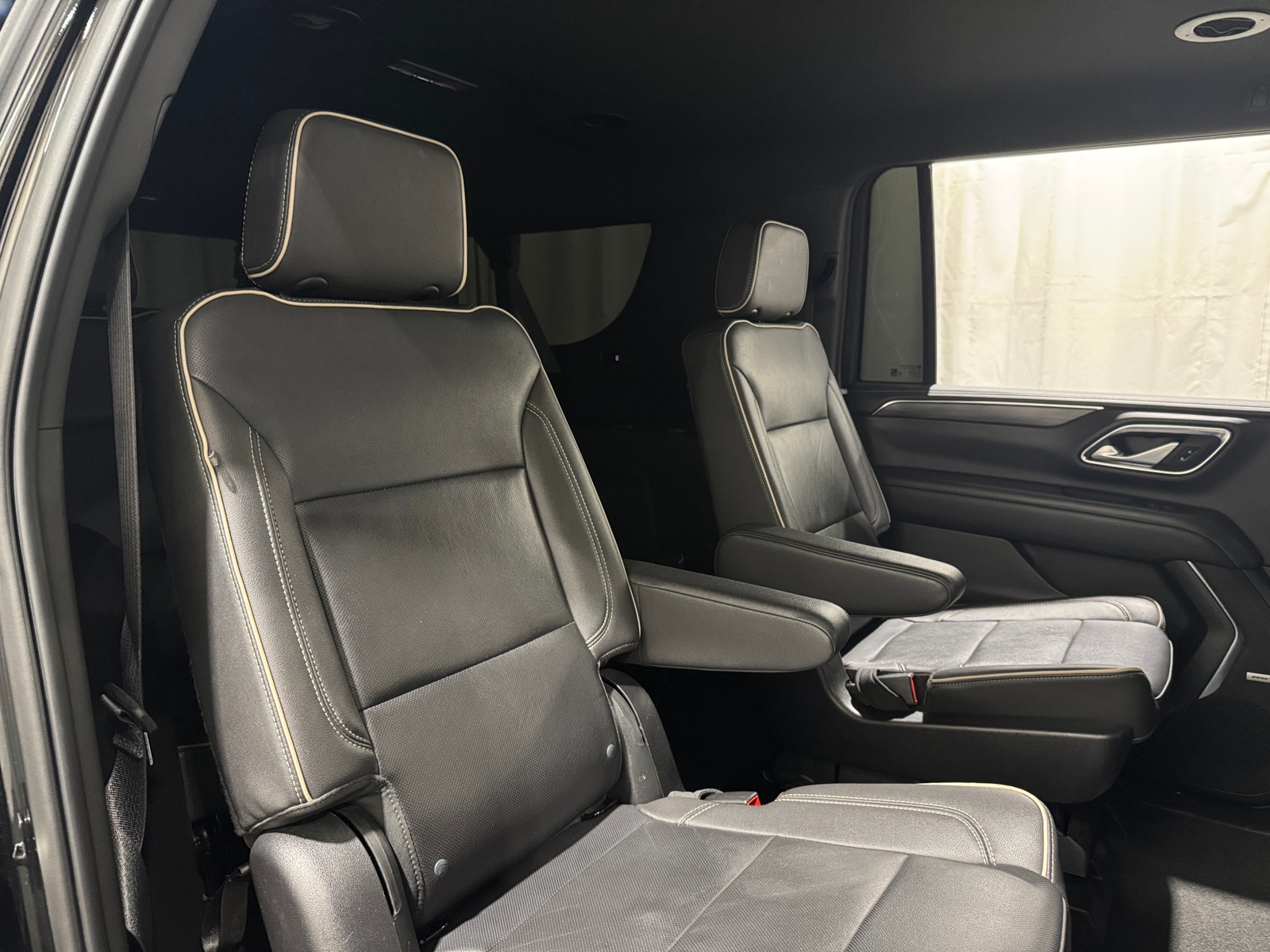Thumbnail: 2022 GMC Yukon XL - 5