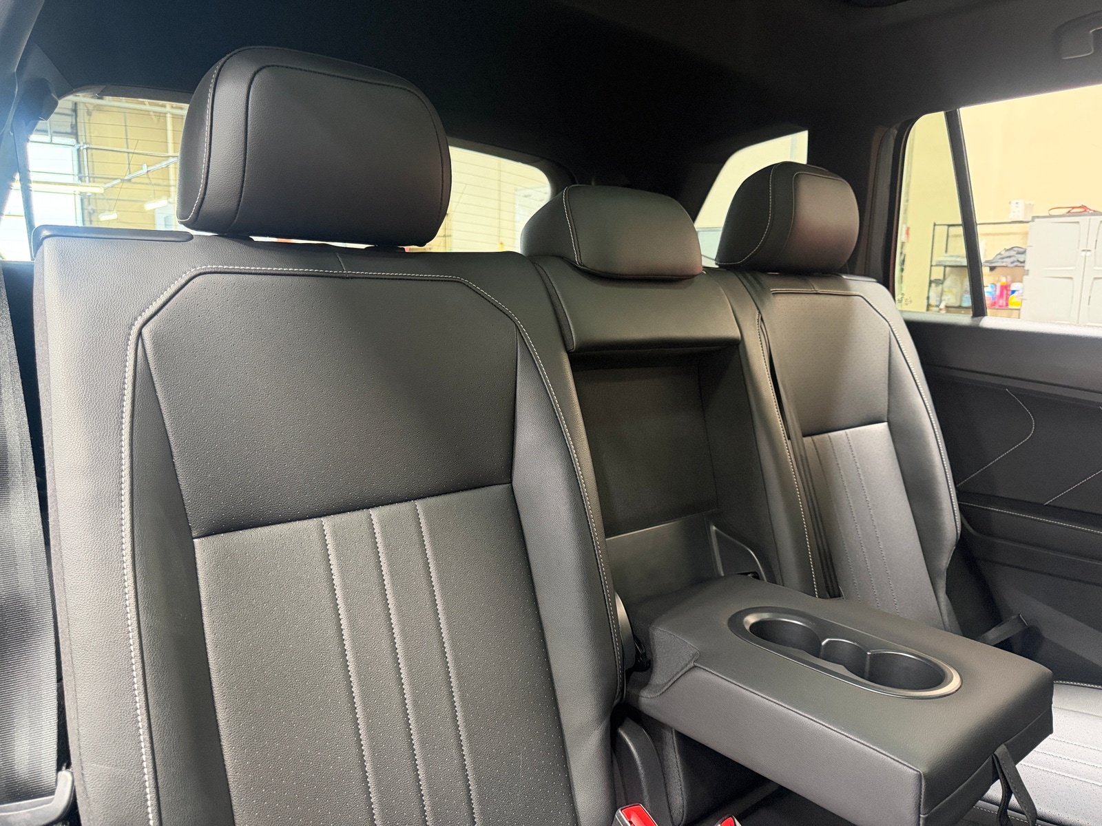 Thumbnail: 2023 Volkswagen Tiguan - 5