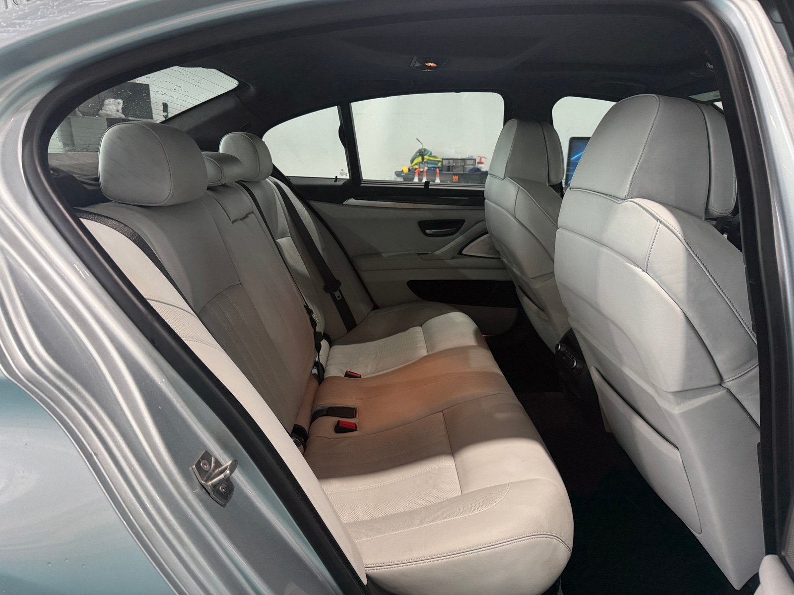 Thumbnail: 2013 BMW M5 - 6
