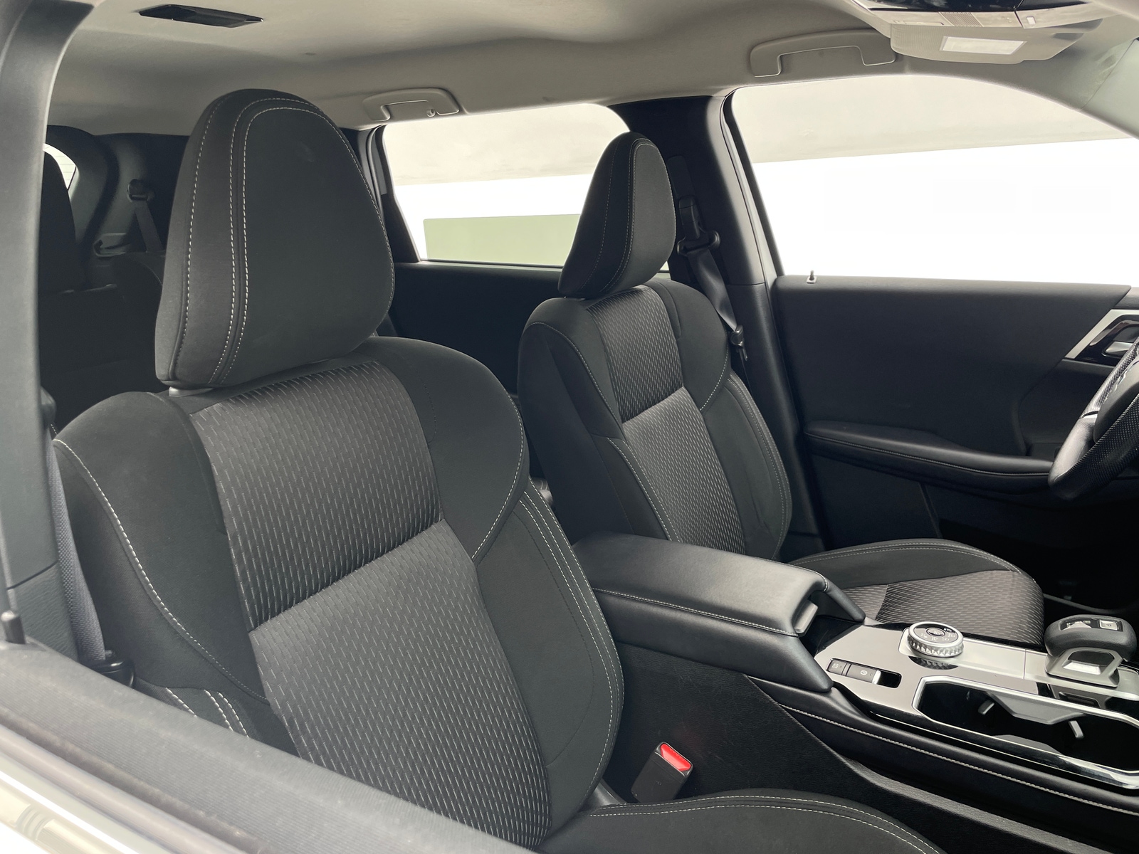 Thumbnail: 2025 Mitsubishi Outlander - 2