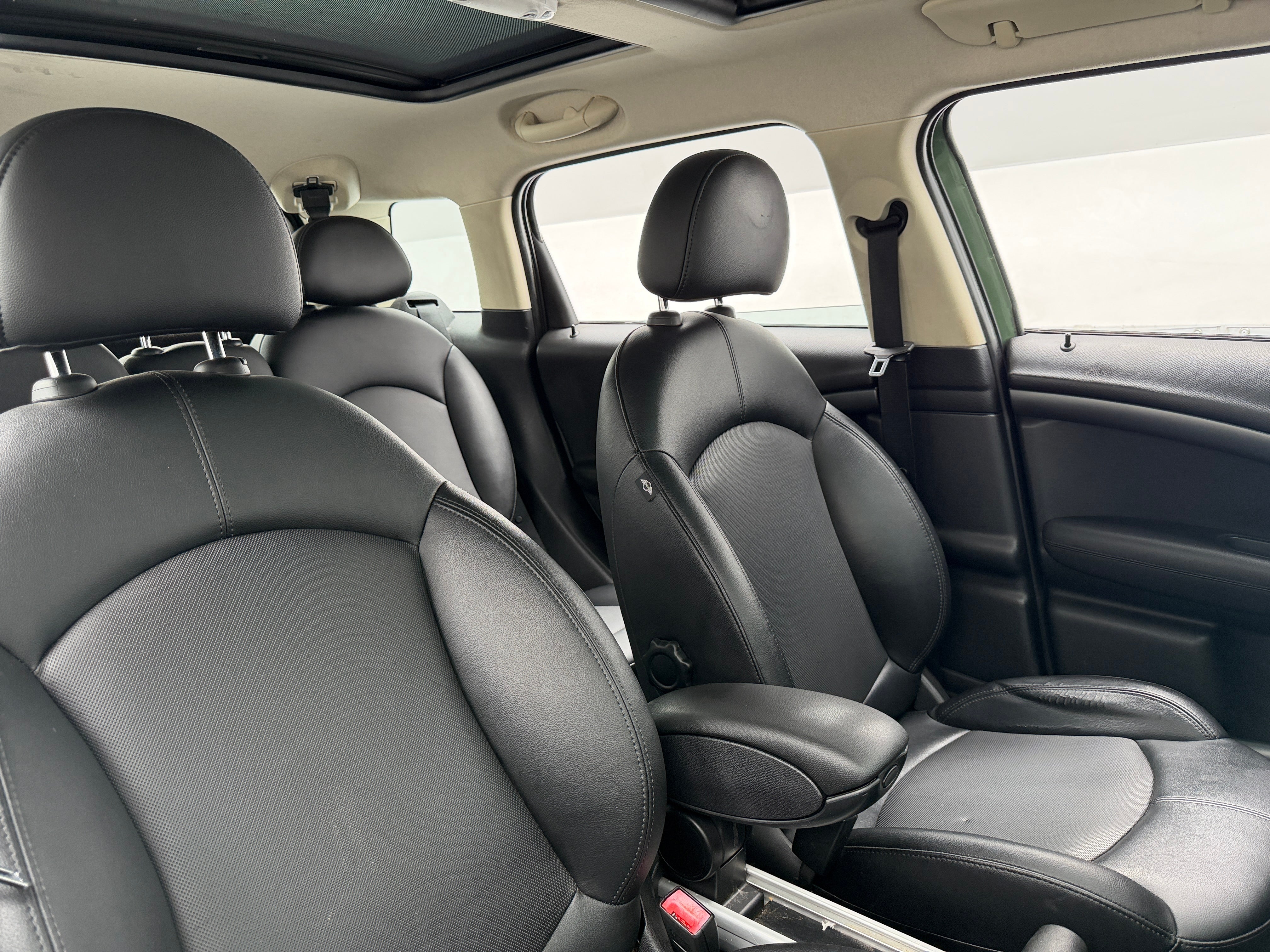 Used 2015 MINI Countryman Countryman S with VIN WMWZC5C55FWP48801 for sale in Pewaukee, WI