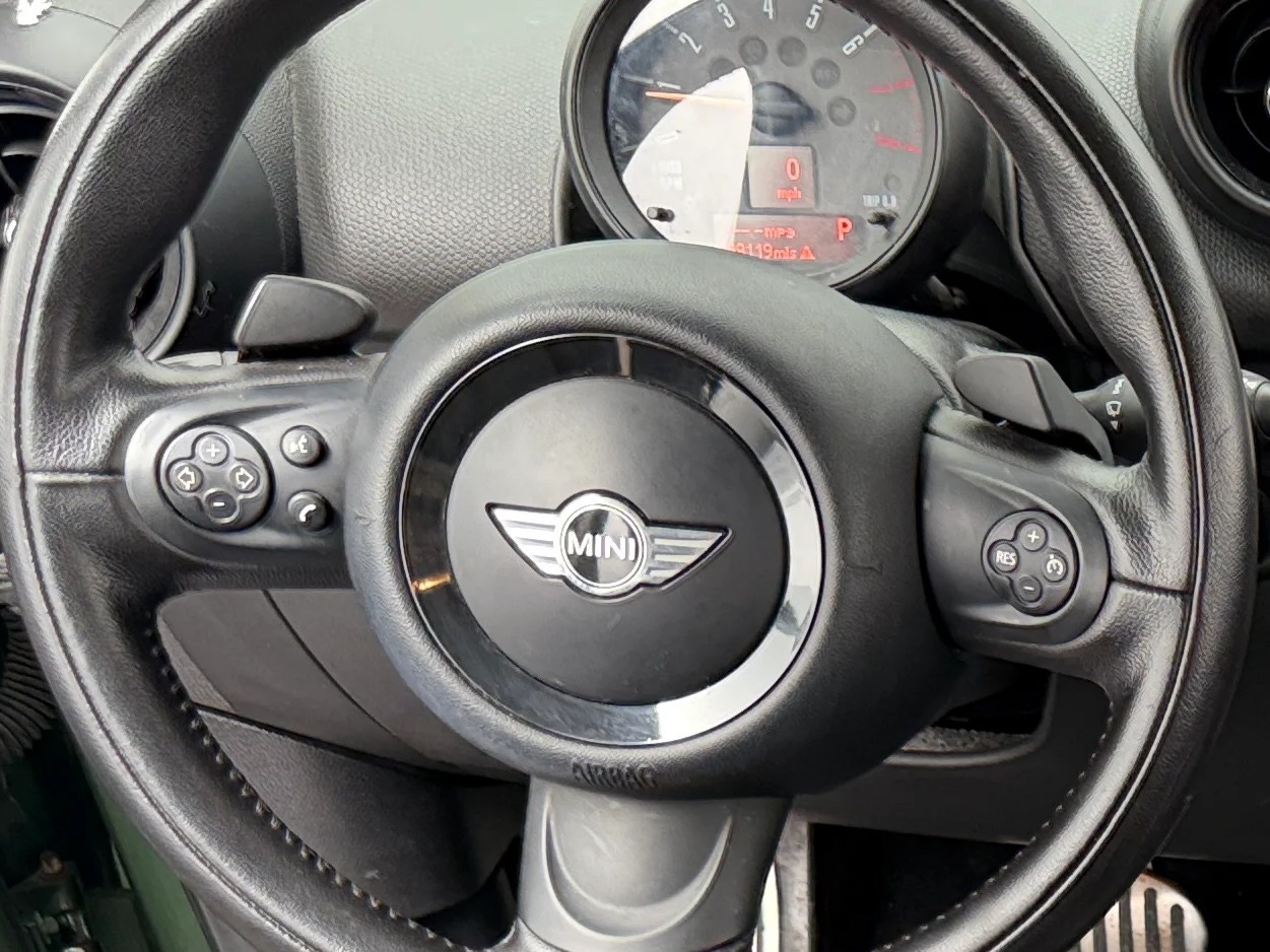 Thumbnail: 2015 MINI Cooper Countryman - 3