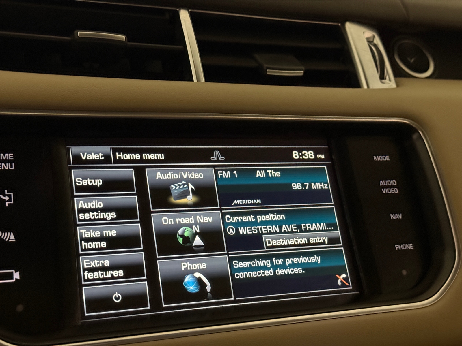 Thumbnail: 2014 Land Rover Range Rover Sport - 3