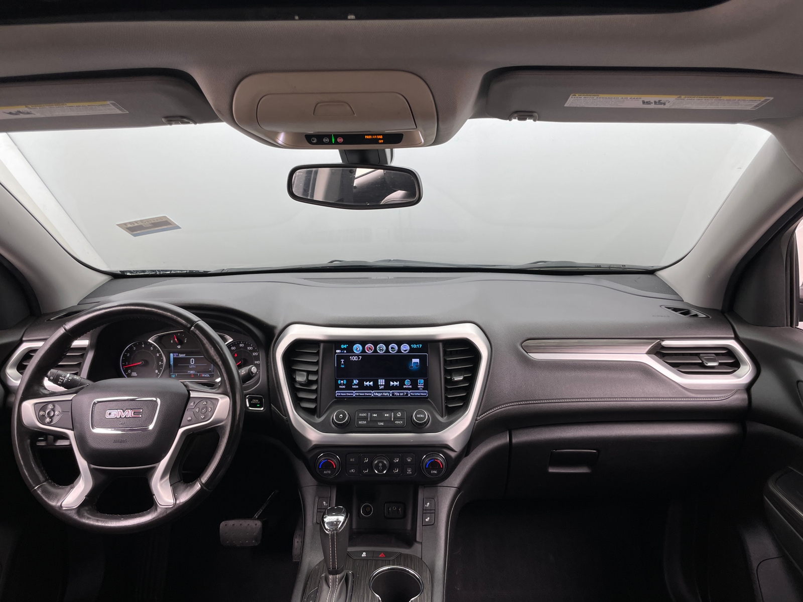 Thumbnail: 2019 GMC Acadia - 2