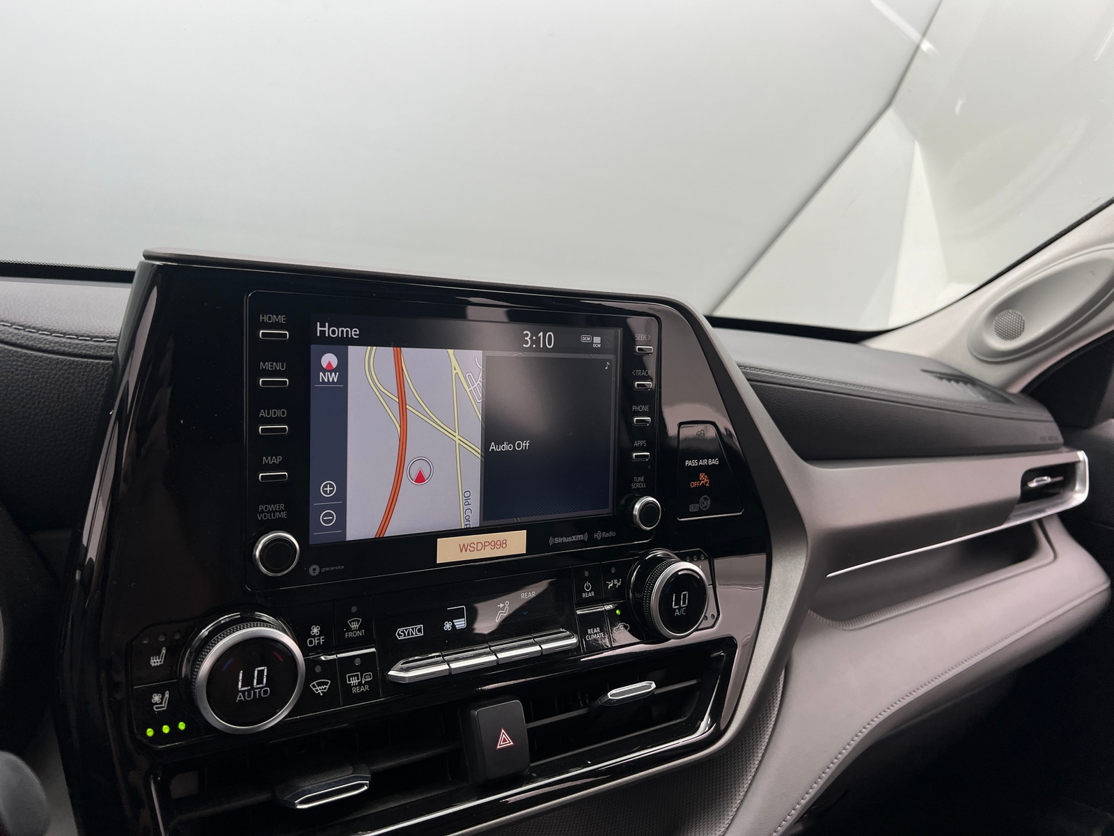 Thumbnail: 2021 Toyota Highlander - 3
