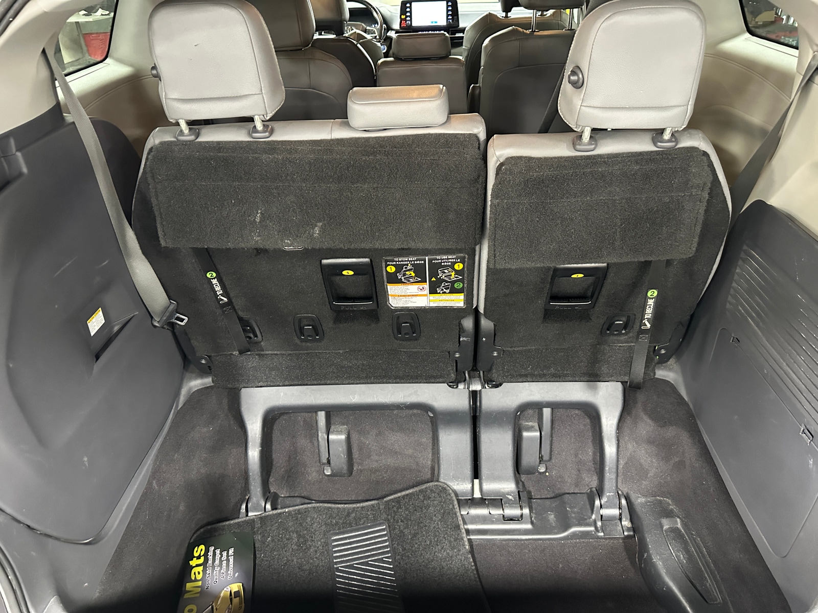 Thumbnail: 2021 Toyota Sienna - 6