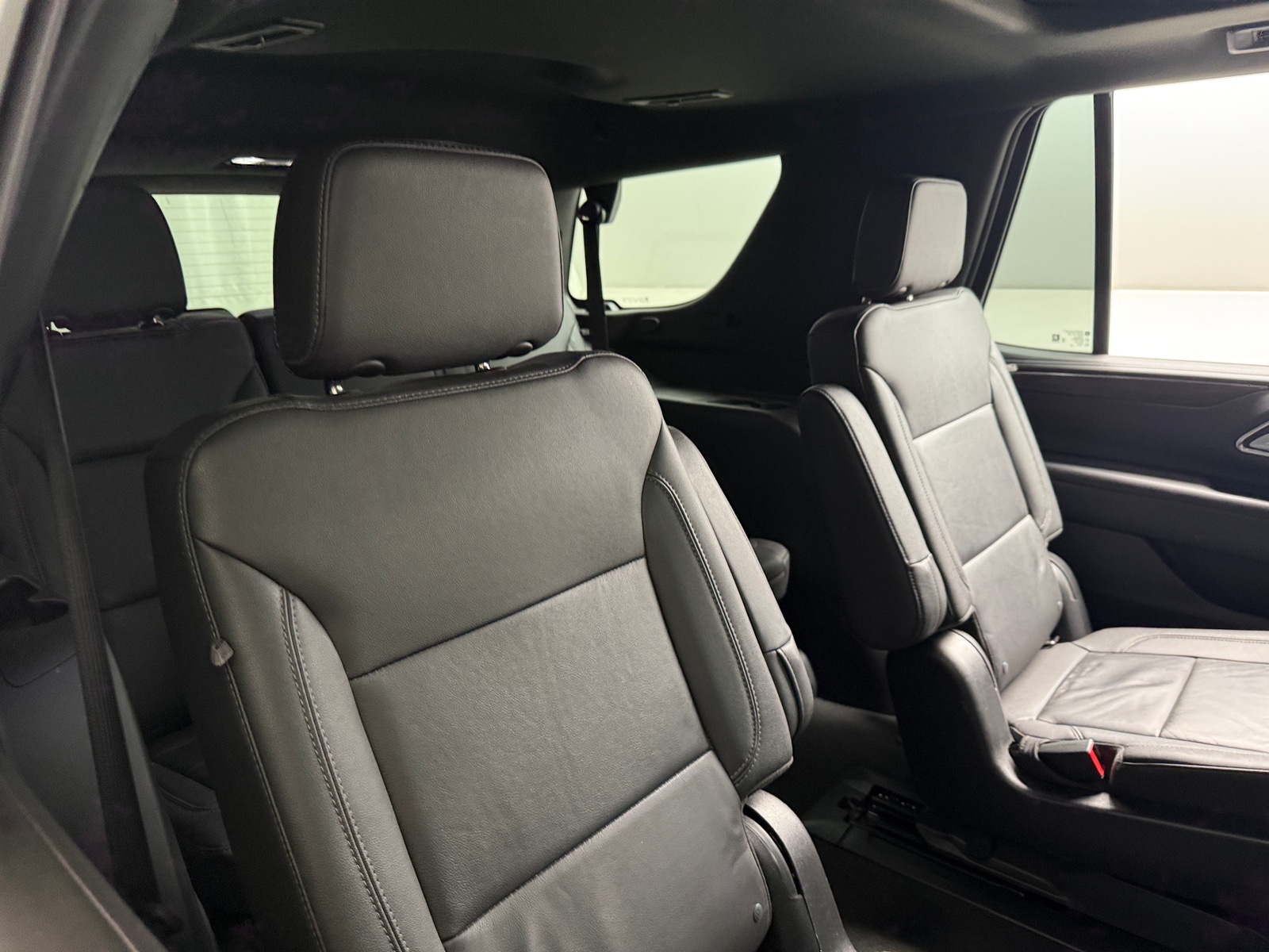Thumbnail: 2022 Chevrolet Tahoe - 5