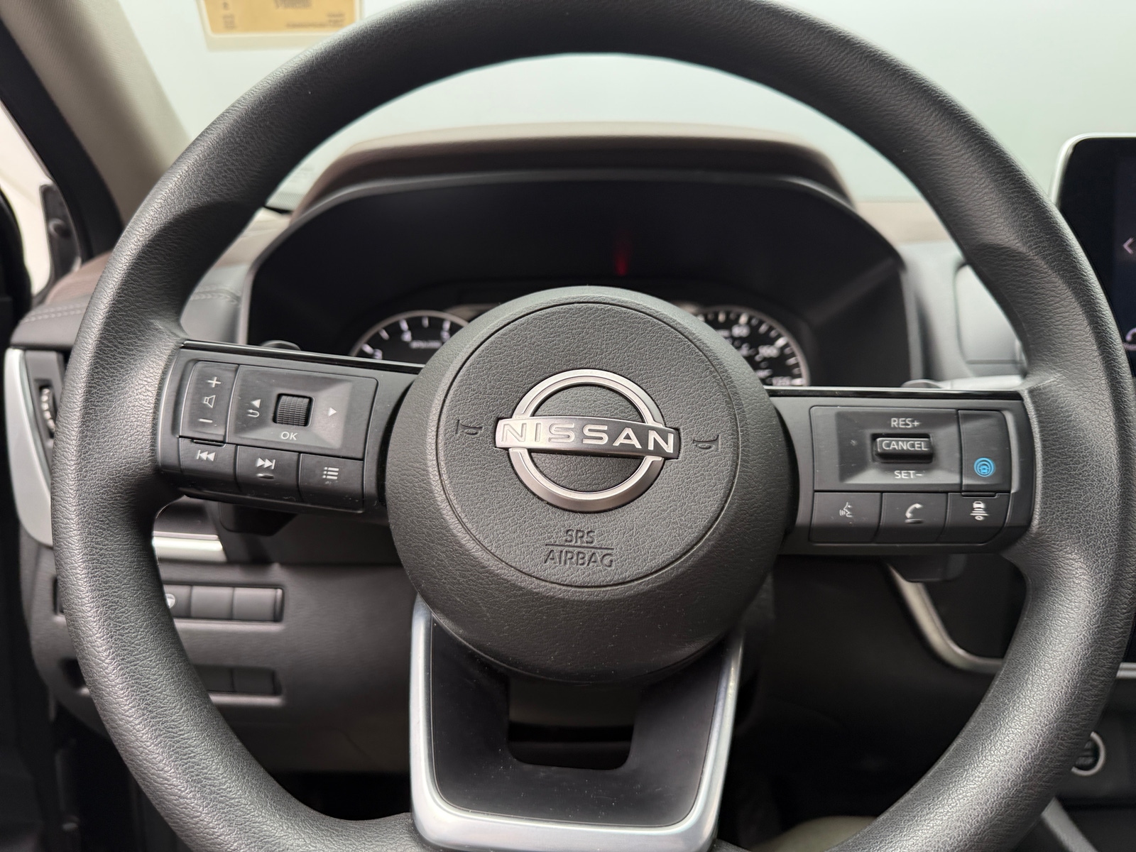 Thumbnail: 2023 Nissan Rogue - 5