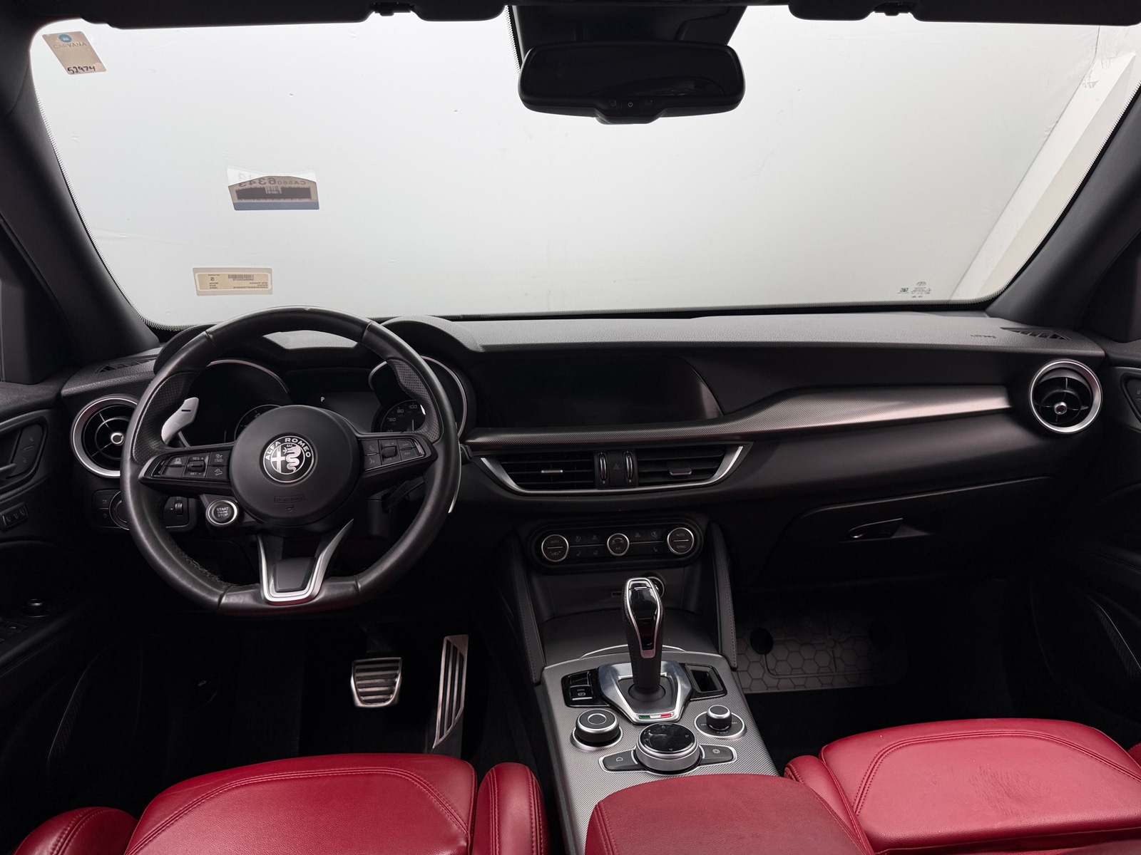 Thumbnail: 2023 Alfa Romeo Stelvio - 2