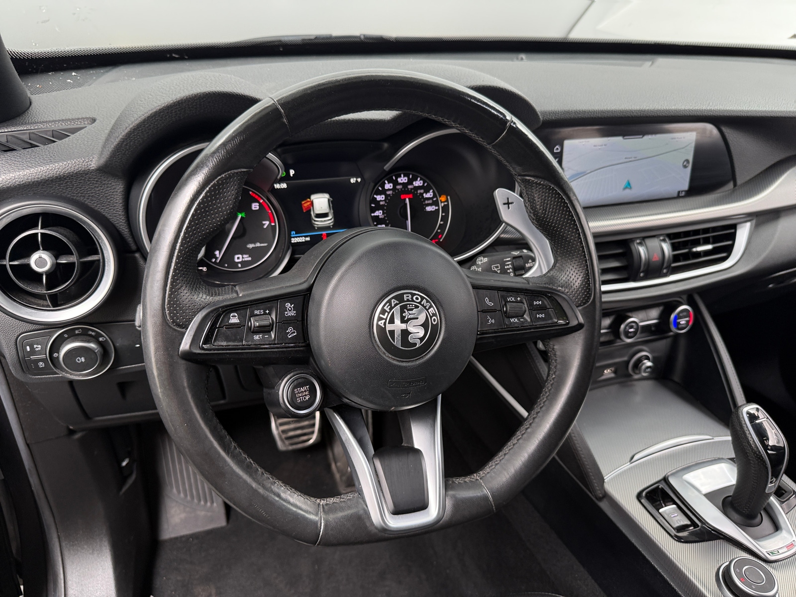 Thumbnail: 2023 Alfa Romeo Stelvio - 4
