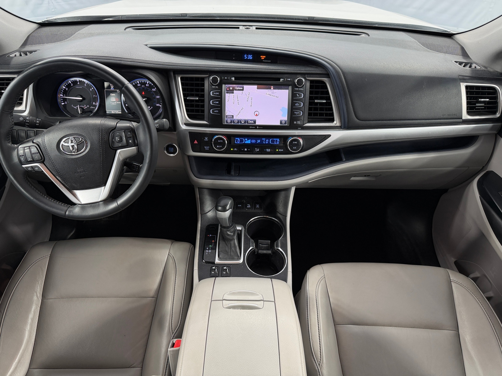 Thumbnail: 2015 Toyota Highlander - 2